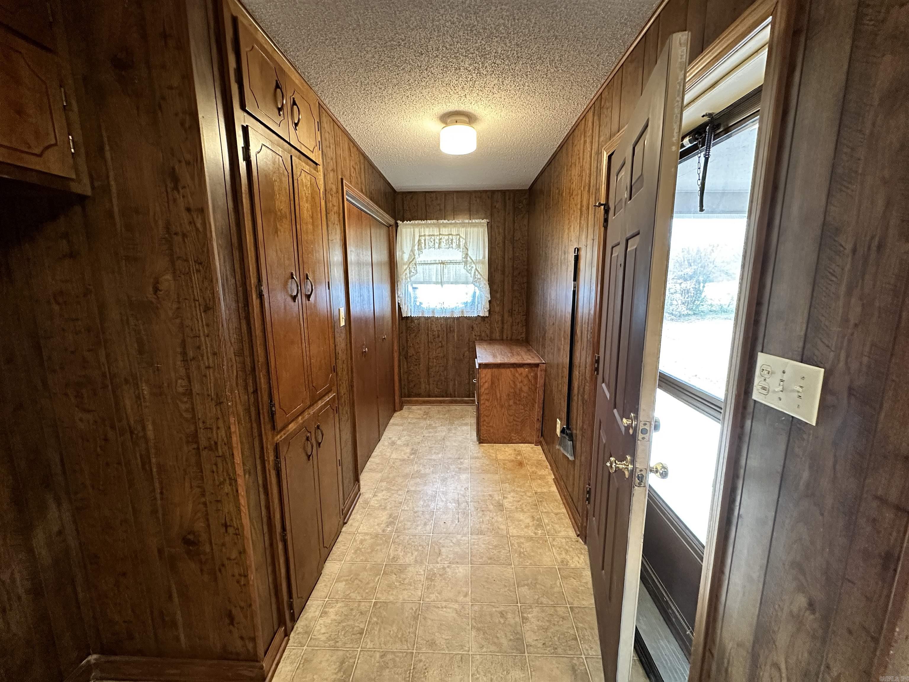 BLACK ROCK ORIGINAL - Residential