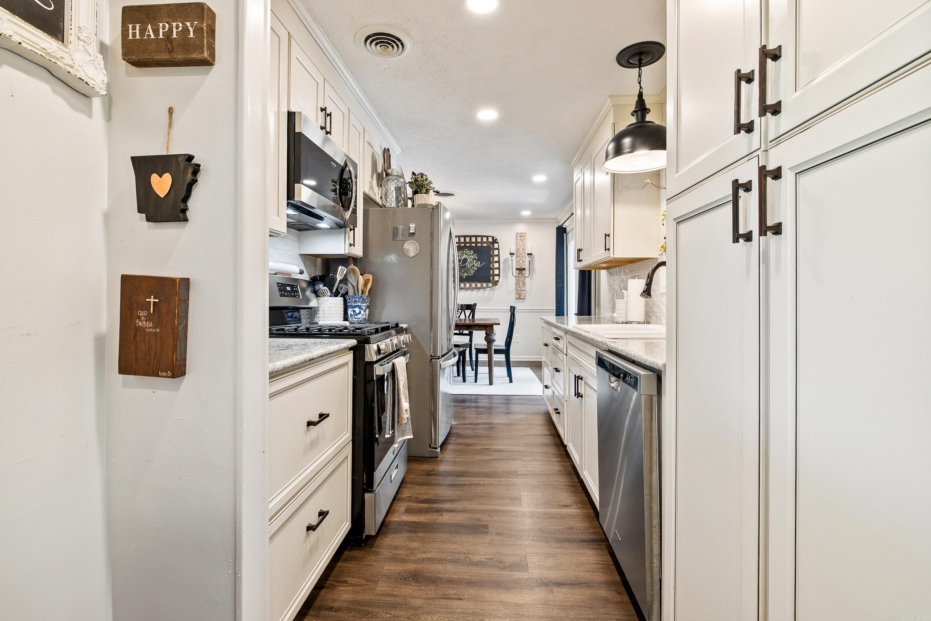 KETCHUM & MELTON - Residential