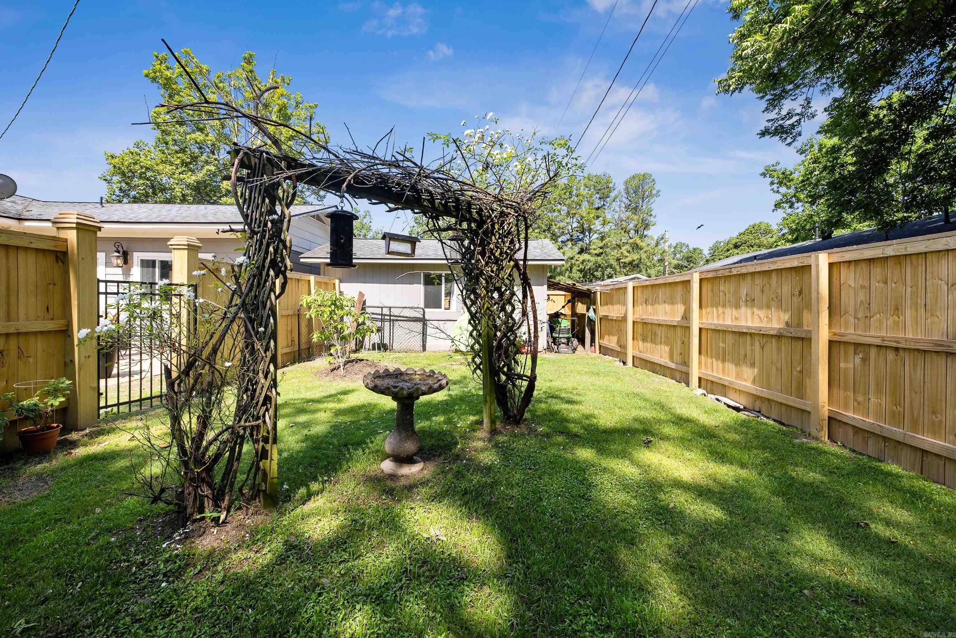 KETCHUM & MELTON - Residential