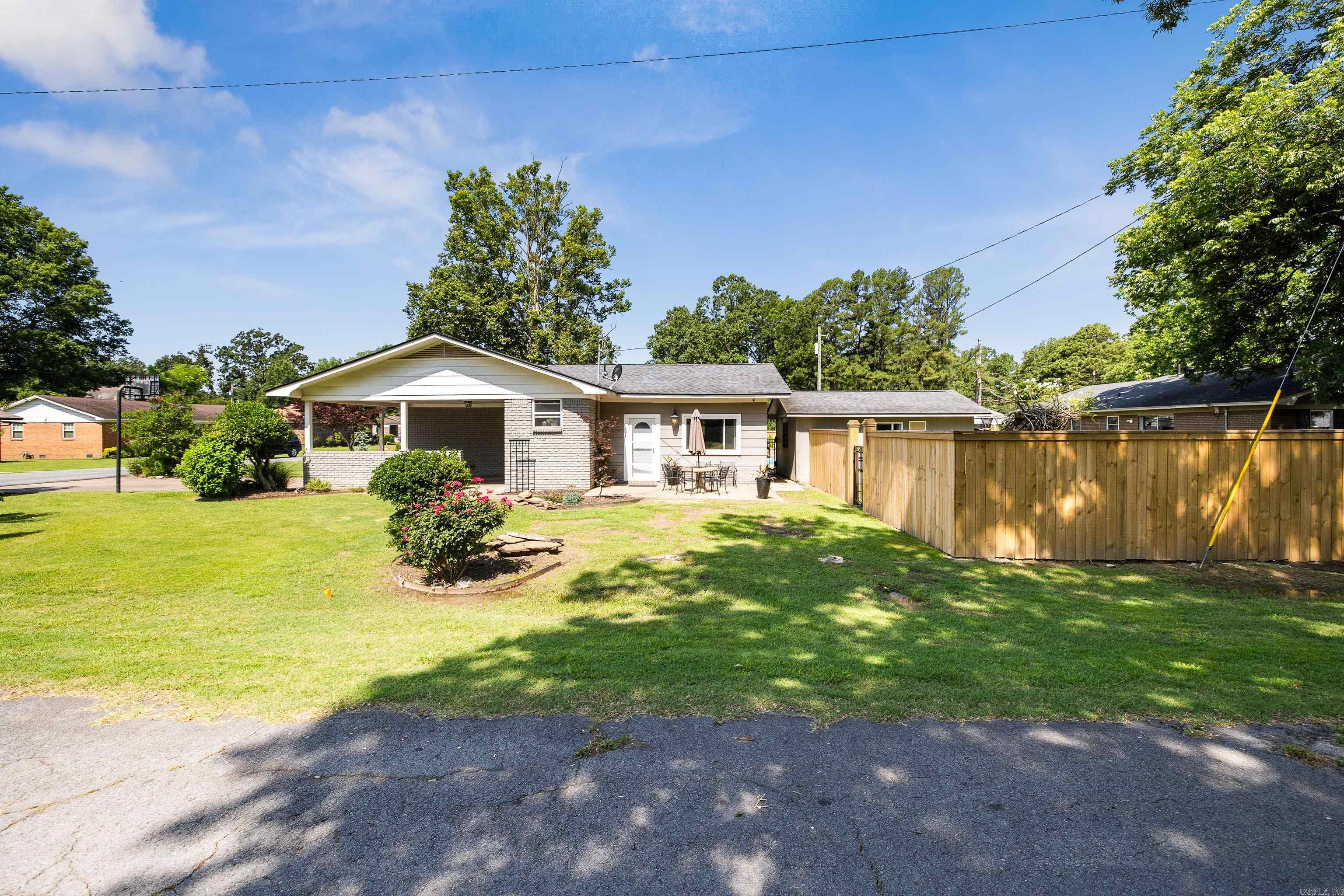 KETCHUM & MELTON - Residential