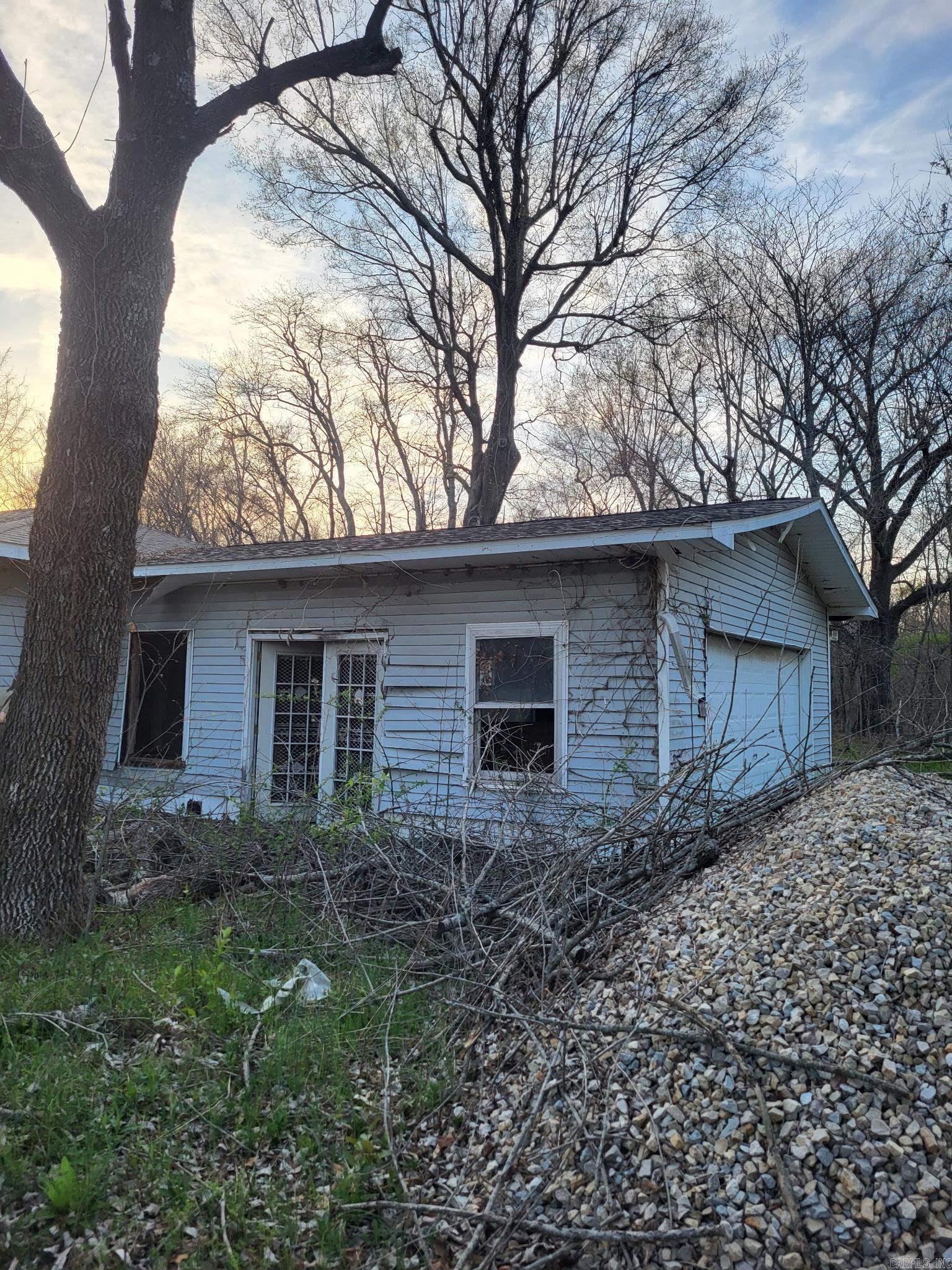 PLAINVIEW - Residential