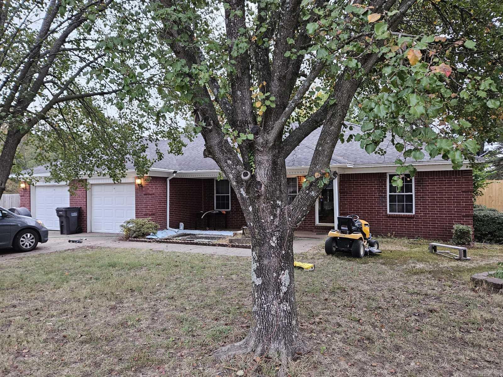 Almost 2,000 sq ft in this very desirable Pottsville location. Featuring 3 bedrooms, 2 bathrooms and an extra lot. Privacy fenced backyard. - More pictures coming soon