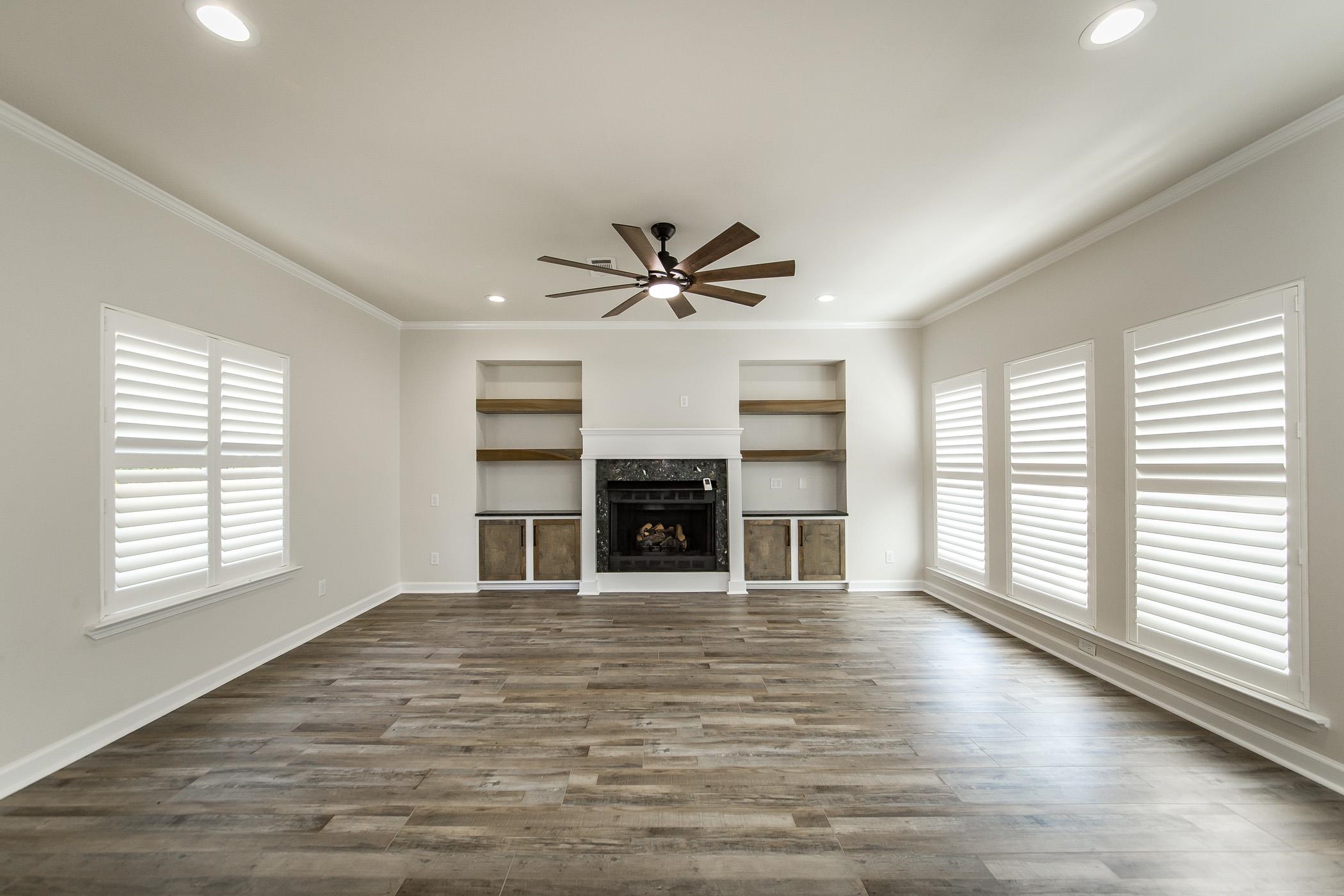 NORTH POINT GLENN ADDN - Residential