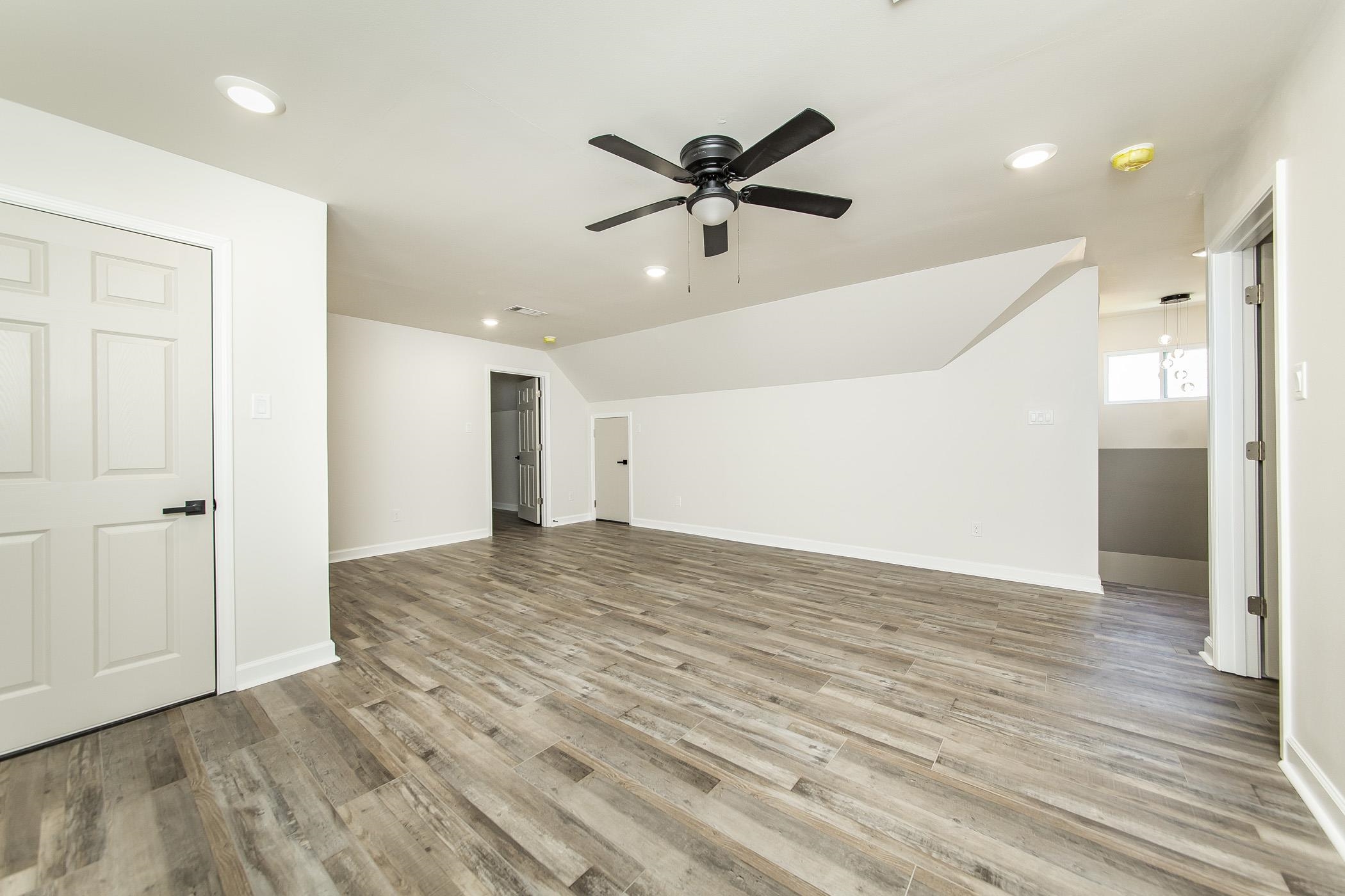 NORTH POINT GLENN ADDN - Residential