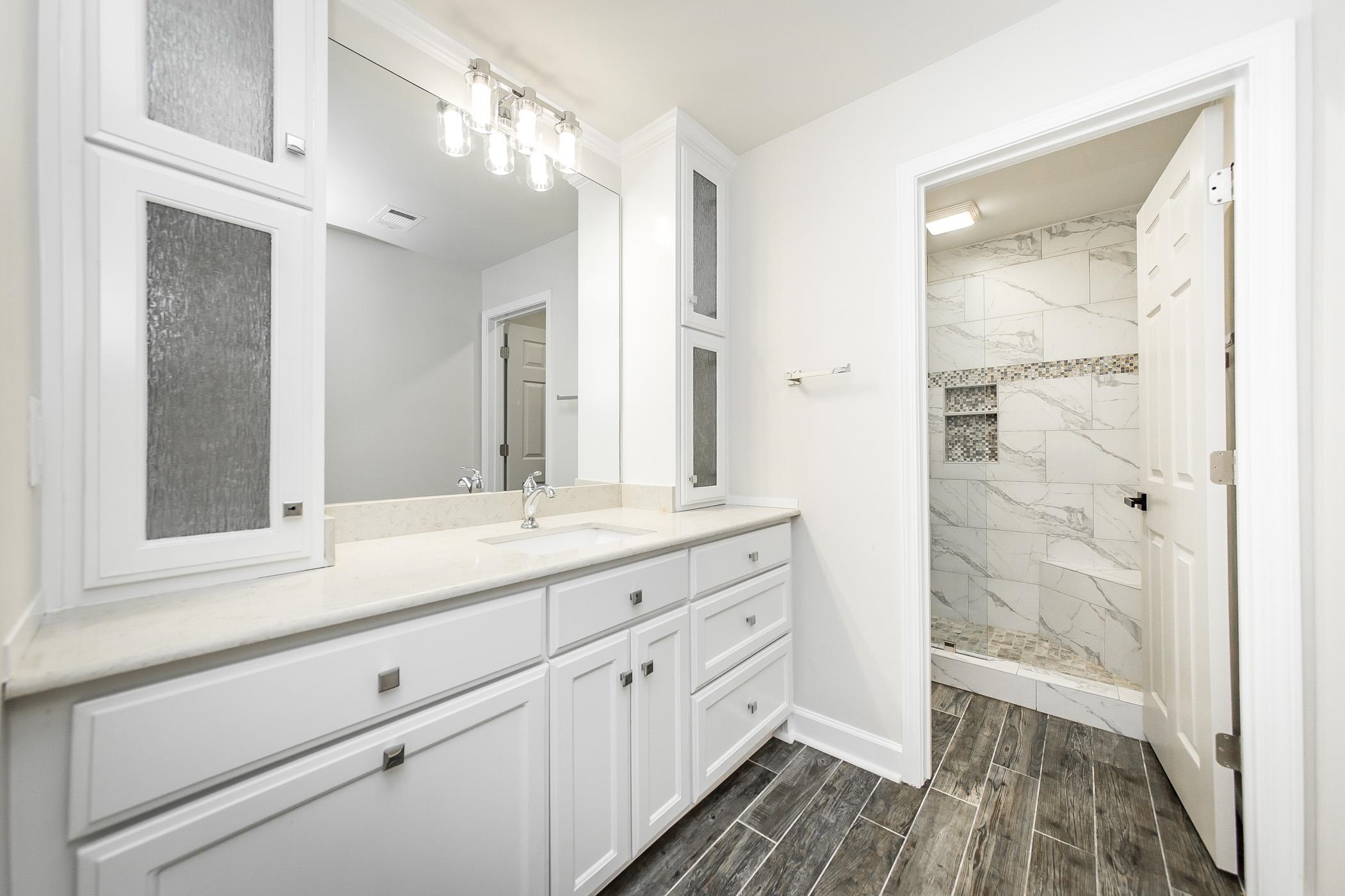 NORTH POINT GLENN ADDN - Residential