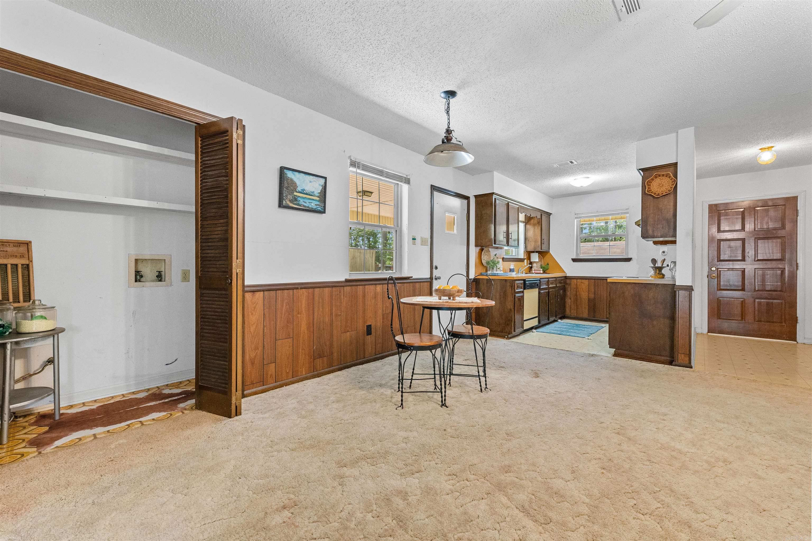 Springhill Manor - Residential