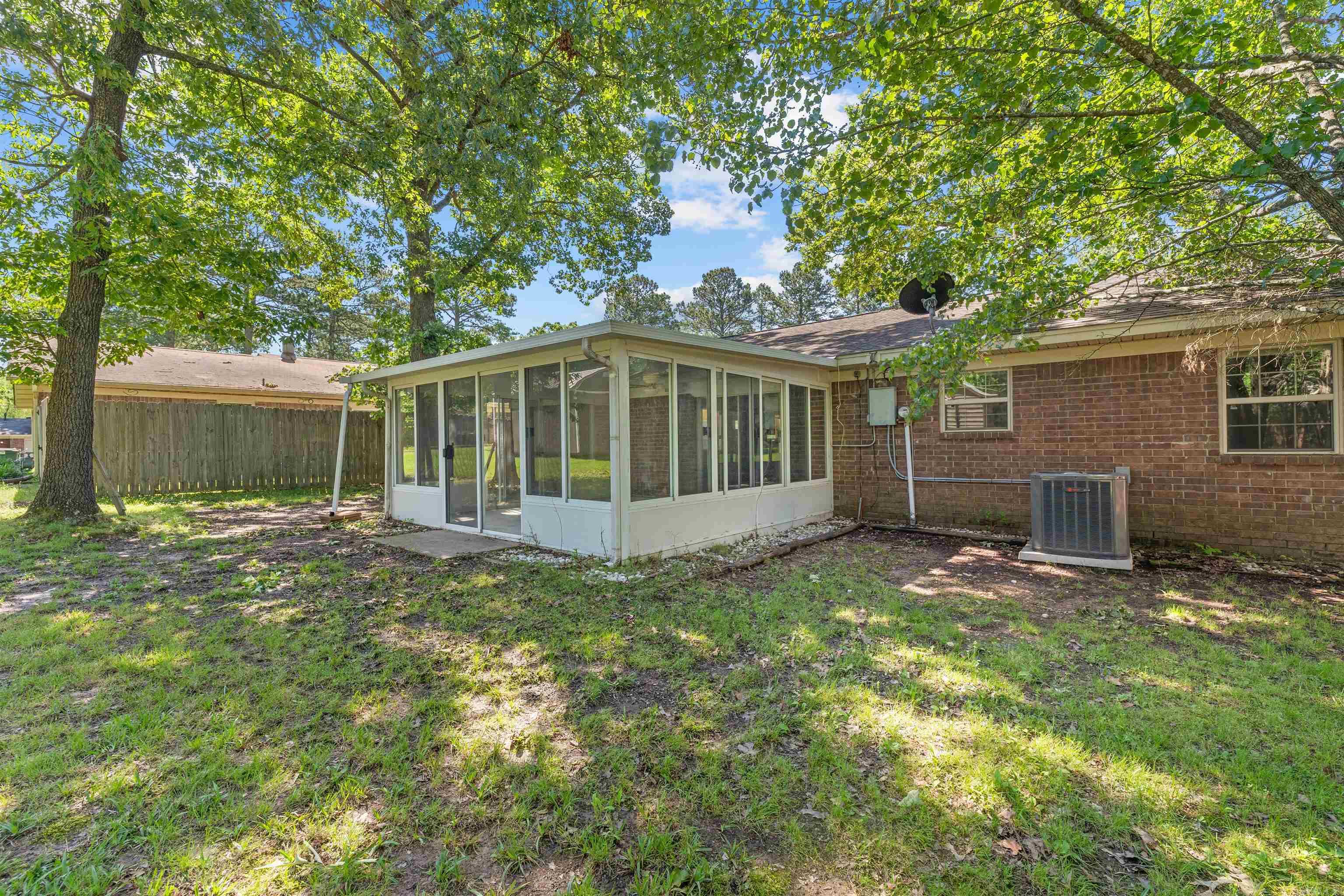 Springhill Manor - Residential