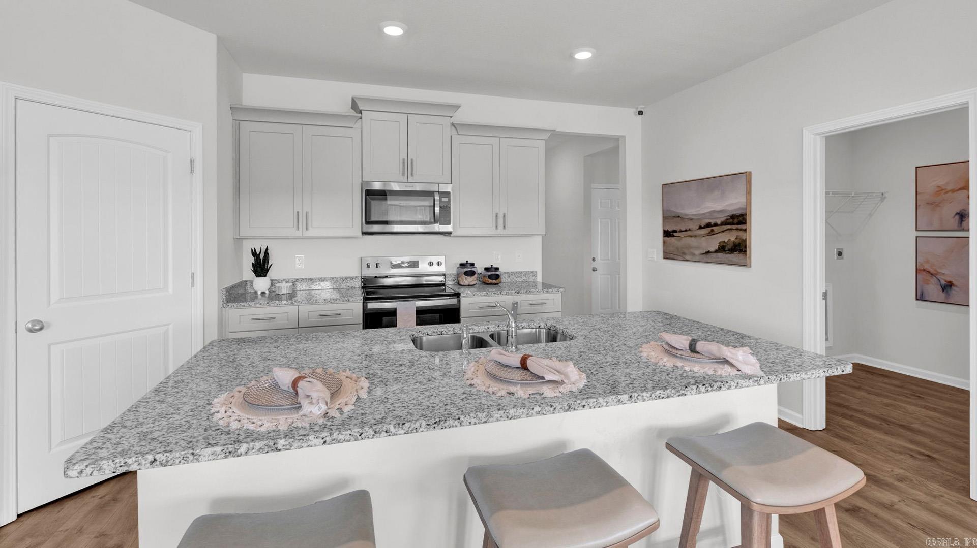 EDGEMONT - Residential