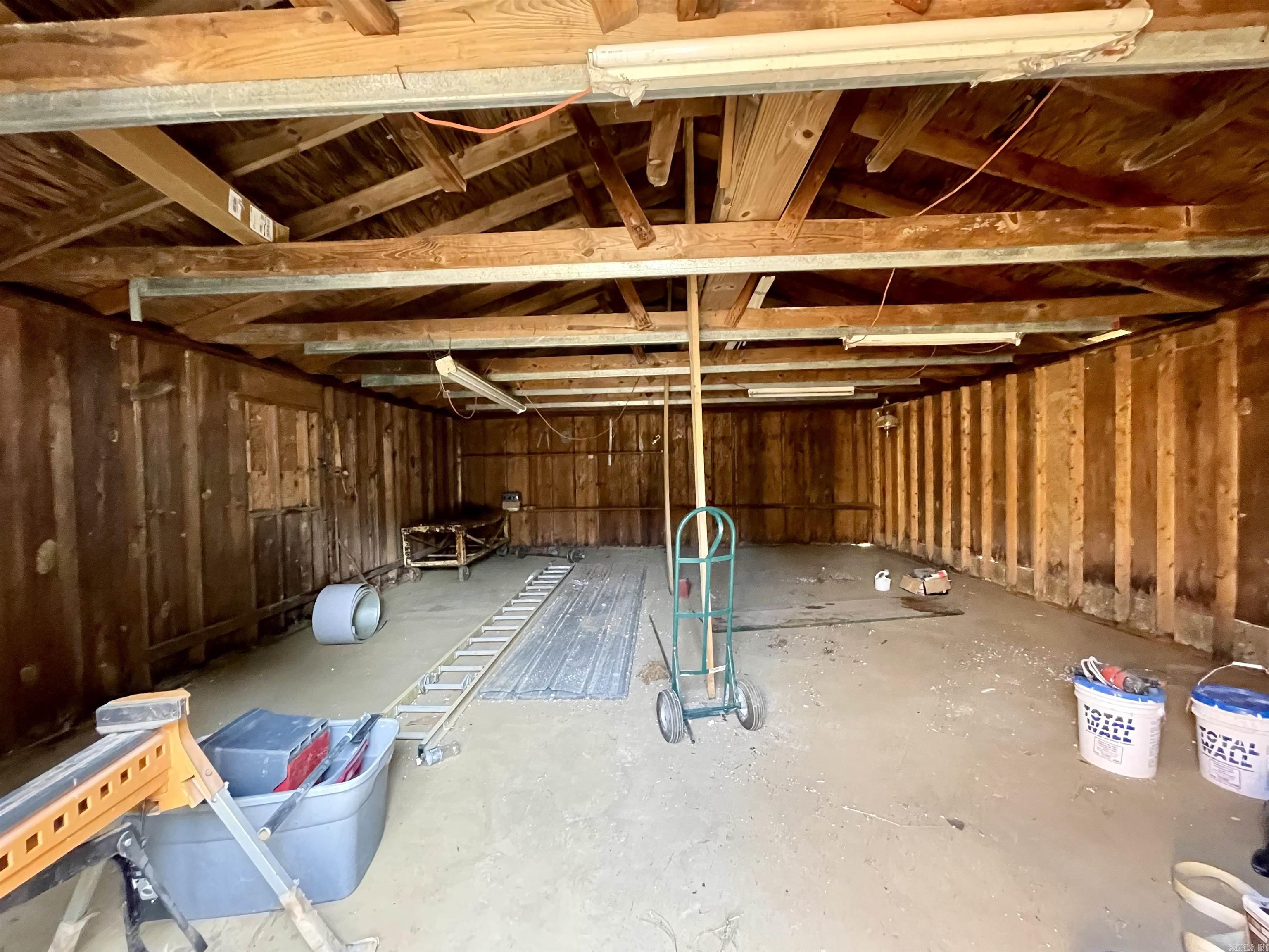 Mardis 2nd - Residential