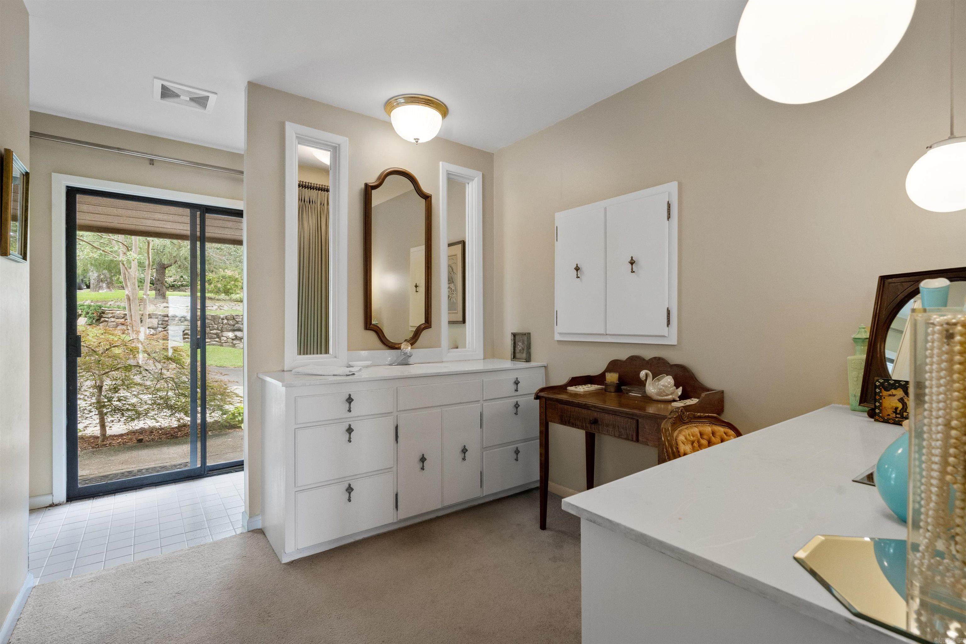 BASIN CIRCLE - Residential