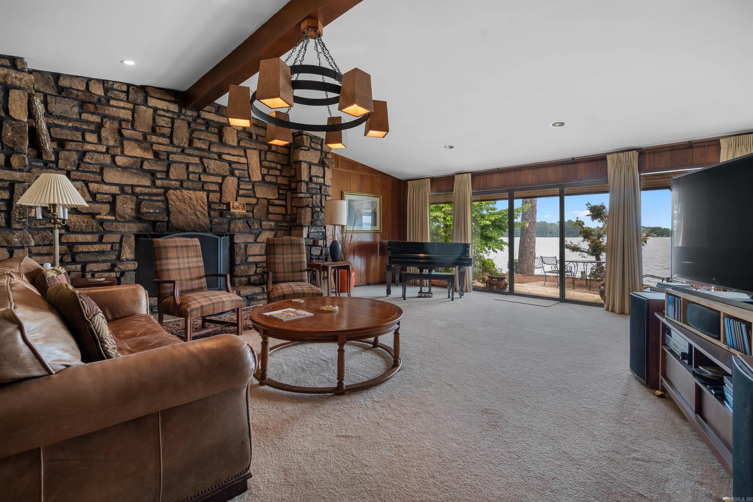 BASIN CIRCLE - Residential