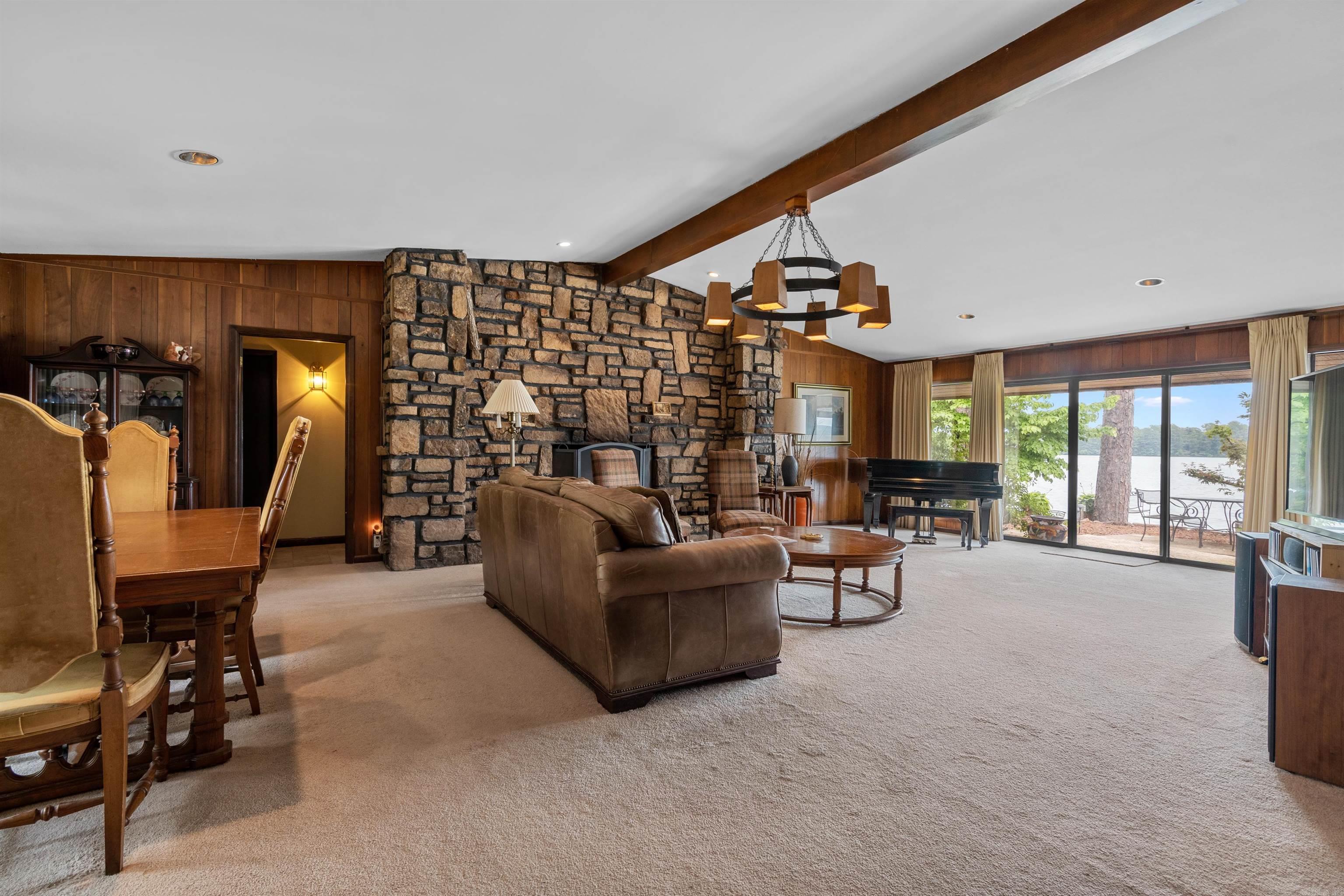 BASIN CIRCLE - Residential