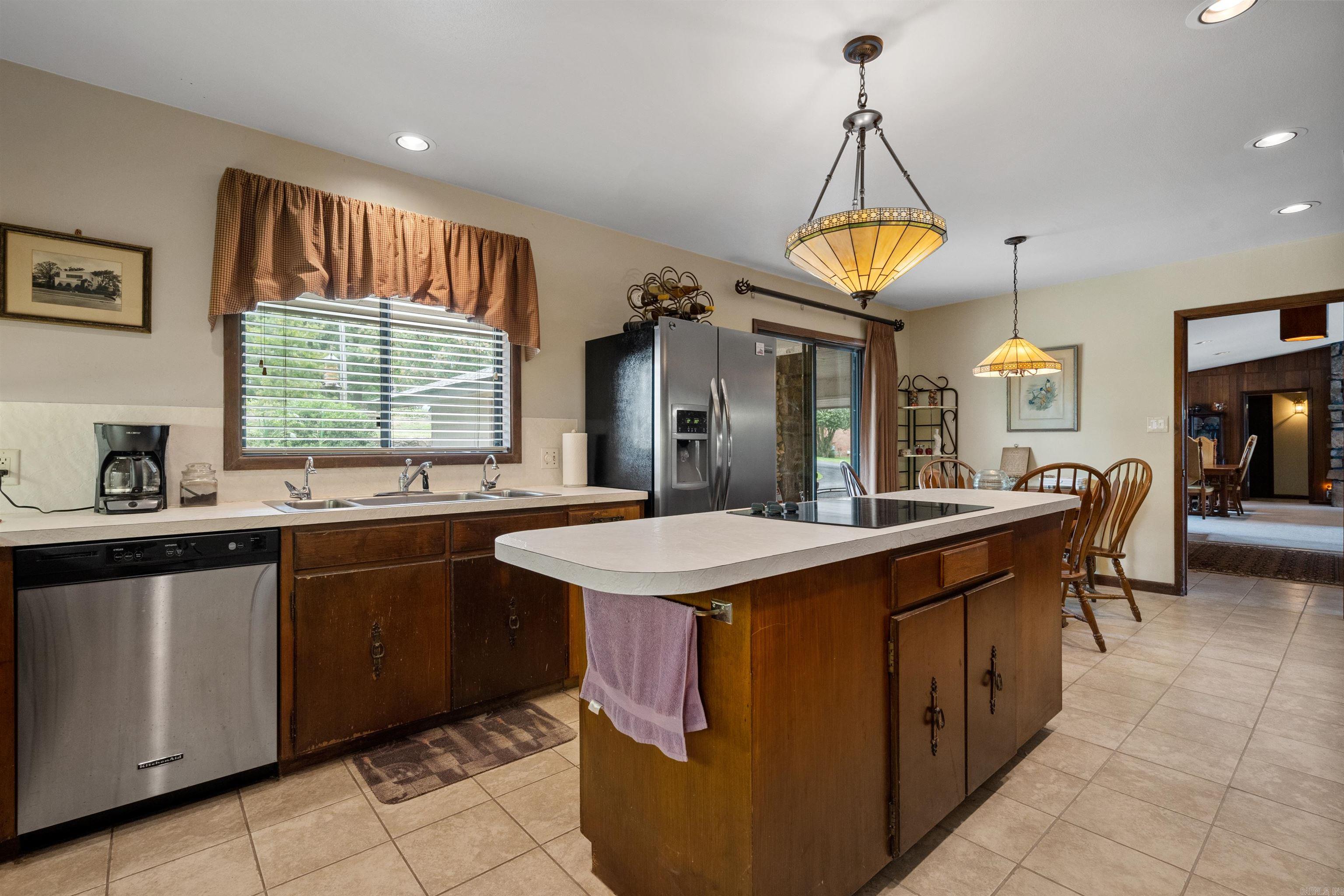 BASIN CIRCLE - Residential