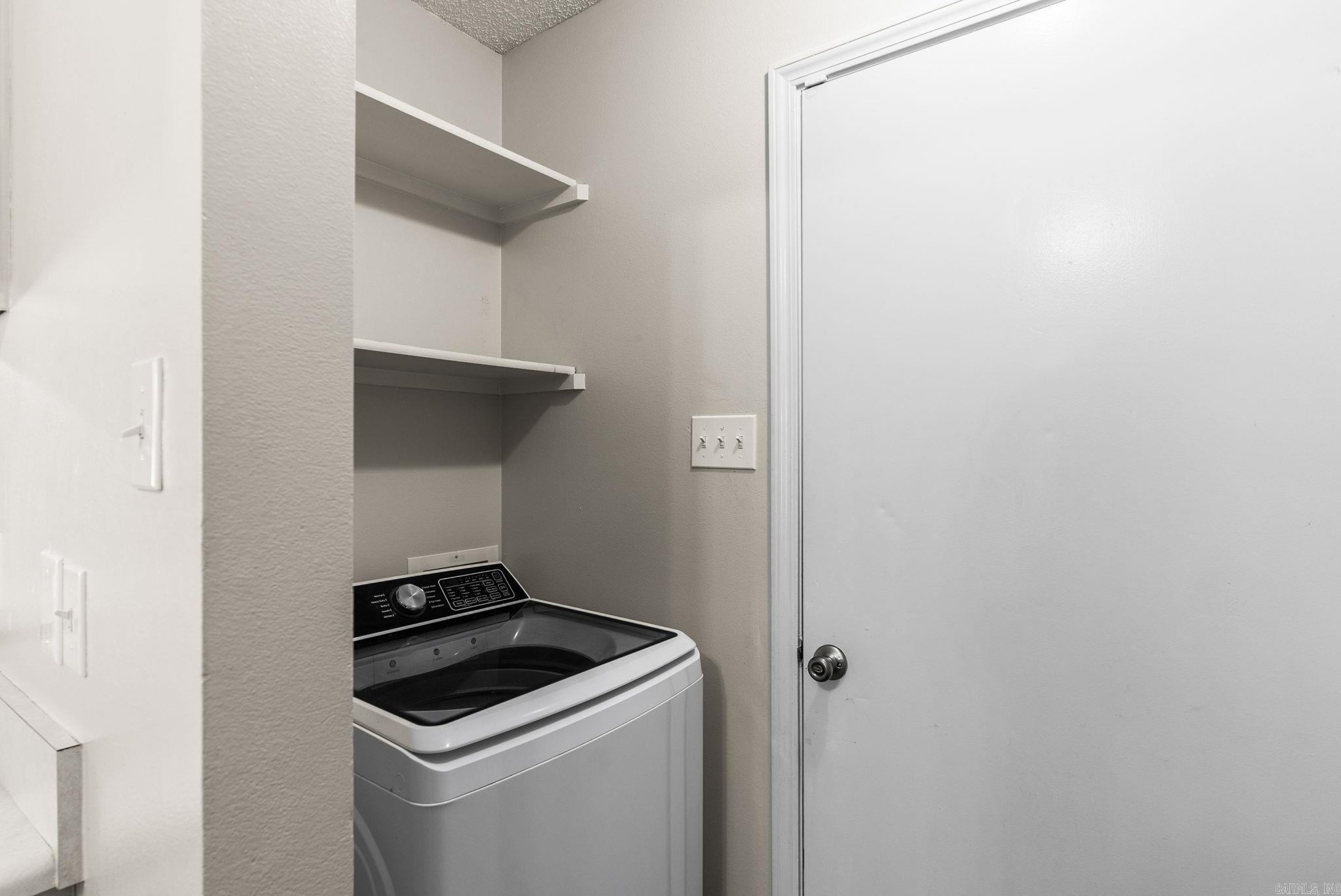 Meadow Ridge Loop - Residential Lease