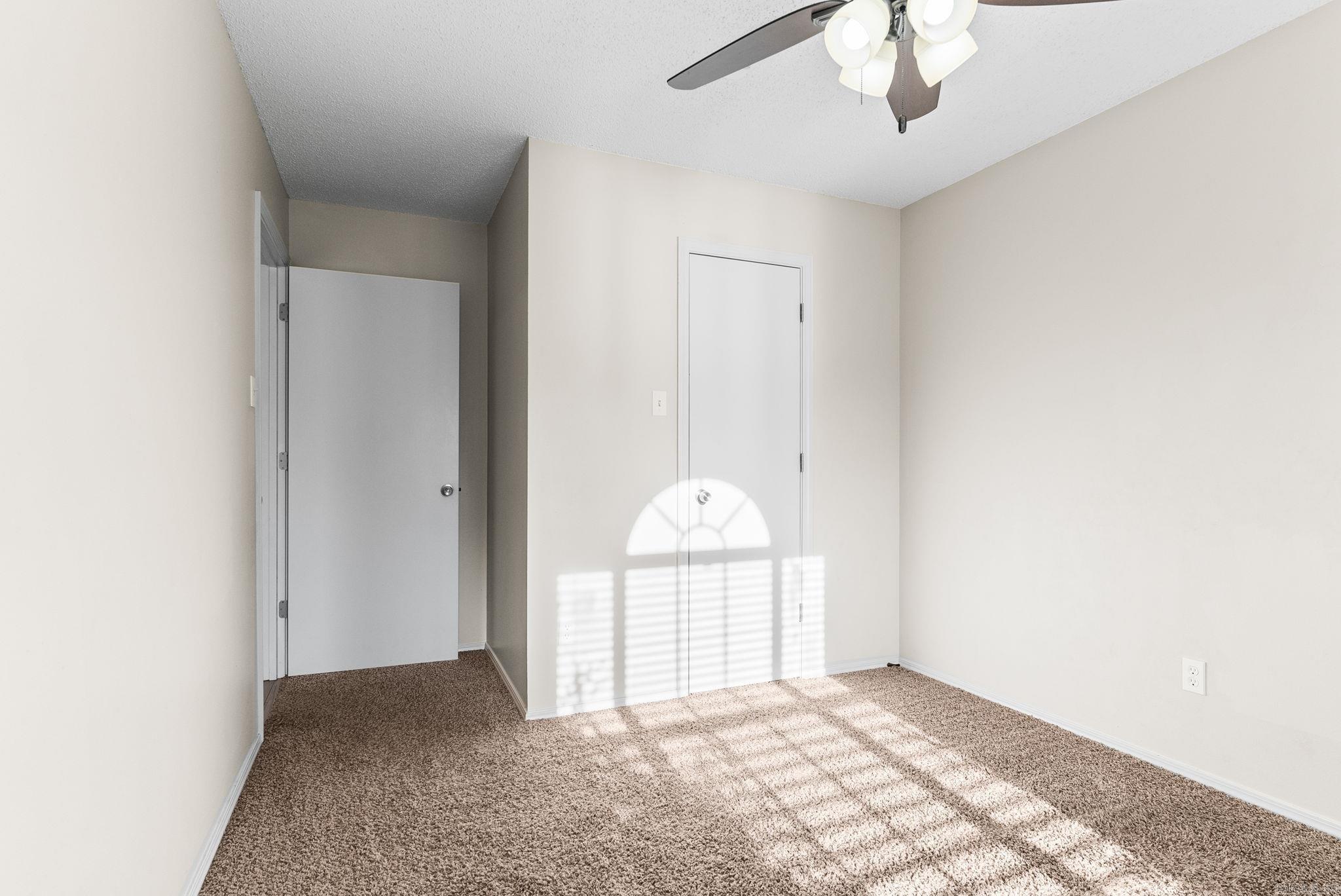 Meadow Ridge Loop - Residential Lease