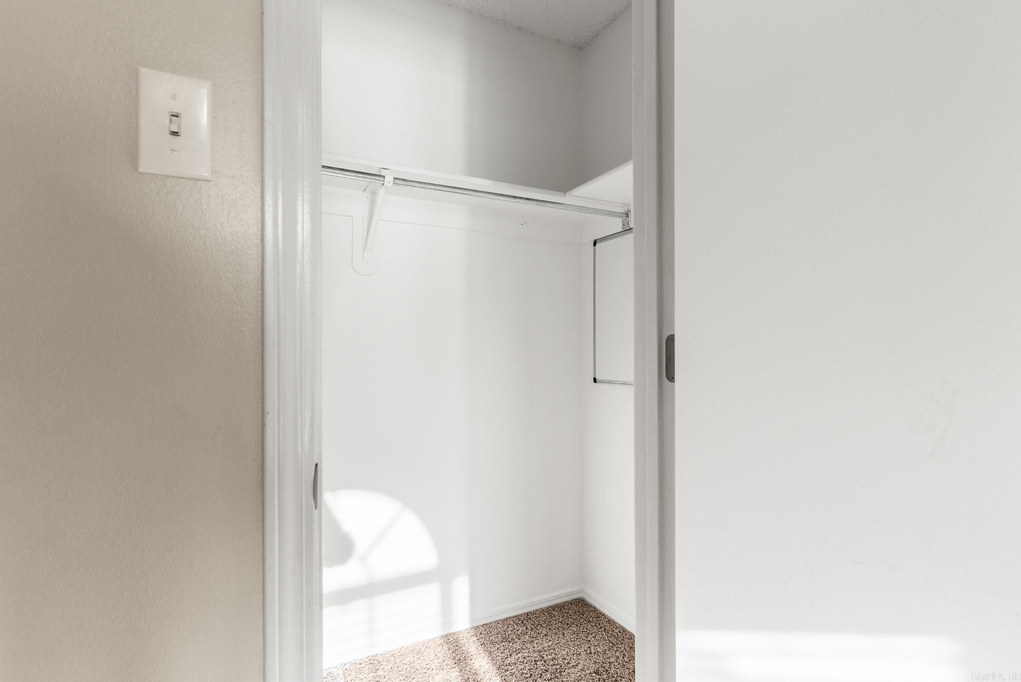 Meadow Ridge Loop - Residential Lease