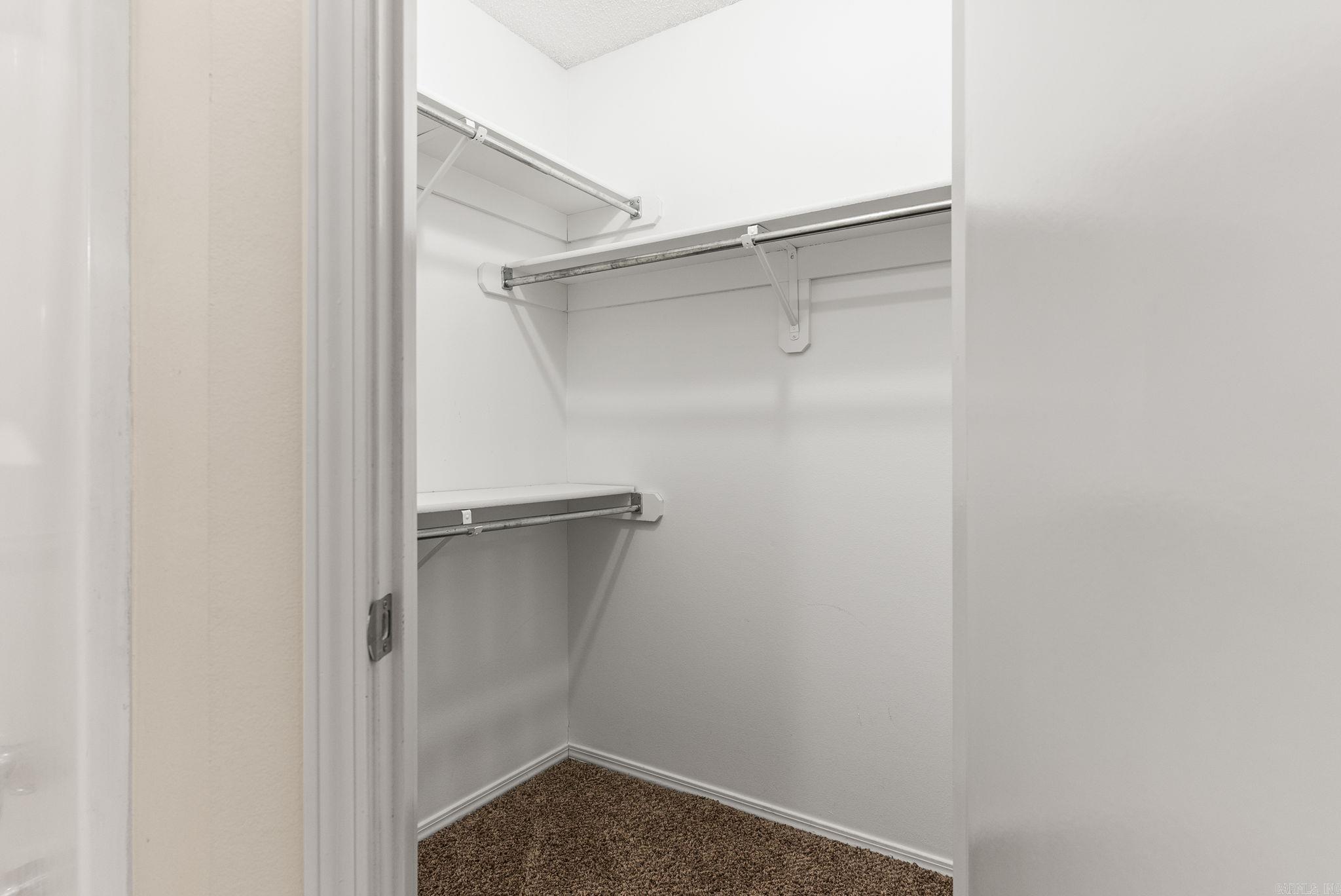 Meadow Ridge Loop - Residential Lease