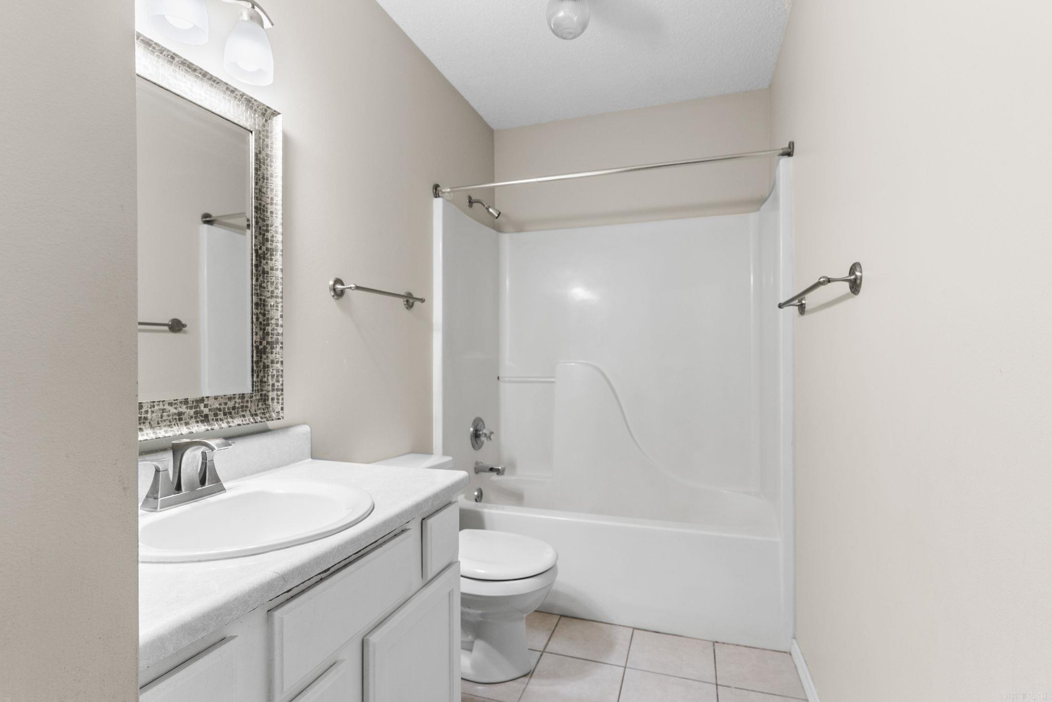 Meadow Ridge Loop - Residential Lease