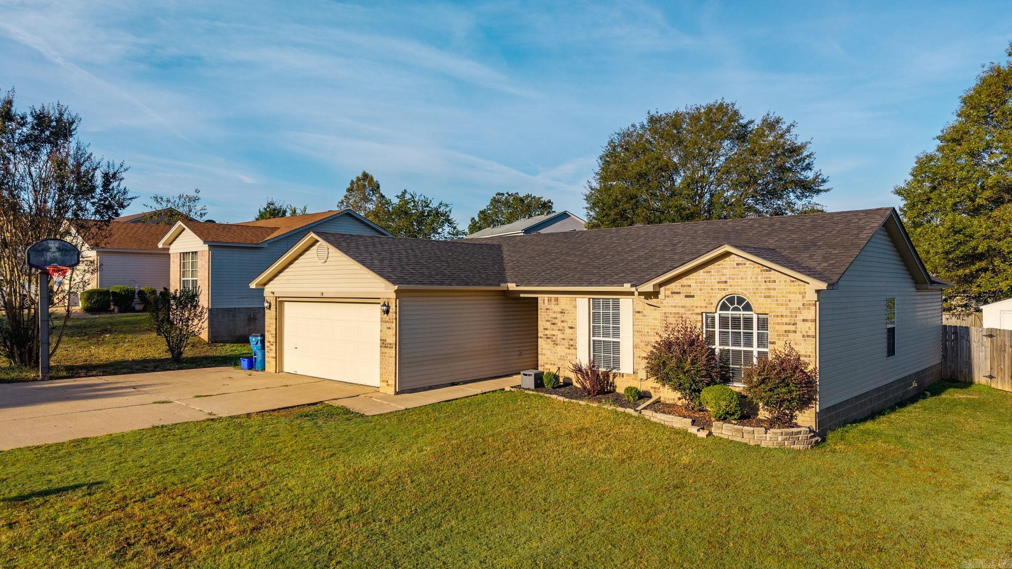 Meadow Ridge Loop - Residential Lease