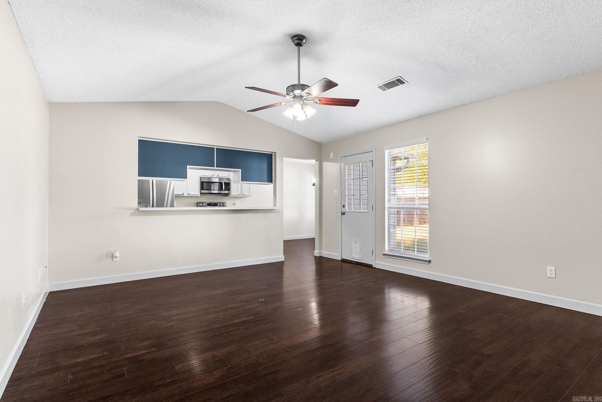 Meadow Ridge Loop - Residential Lease