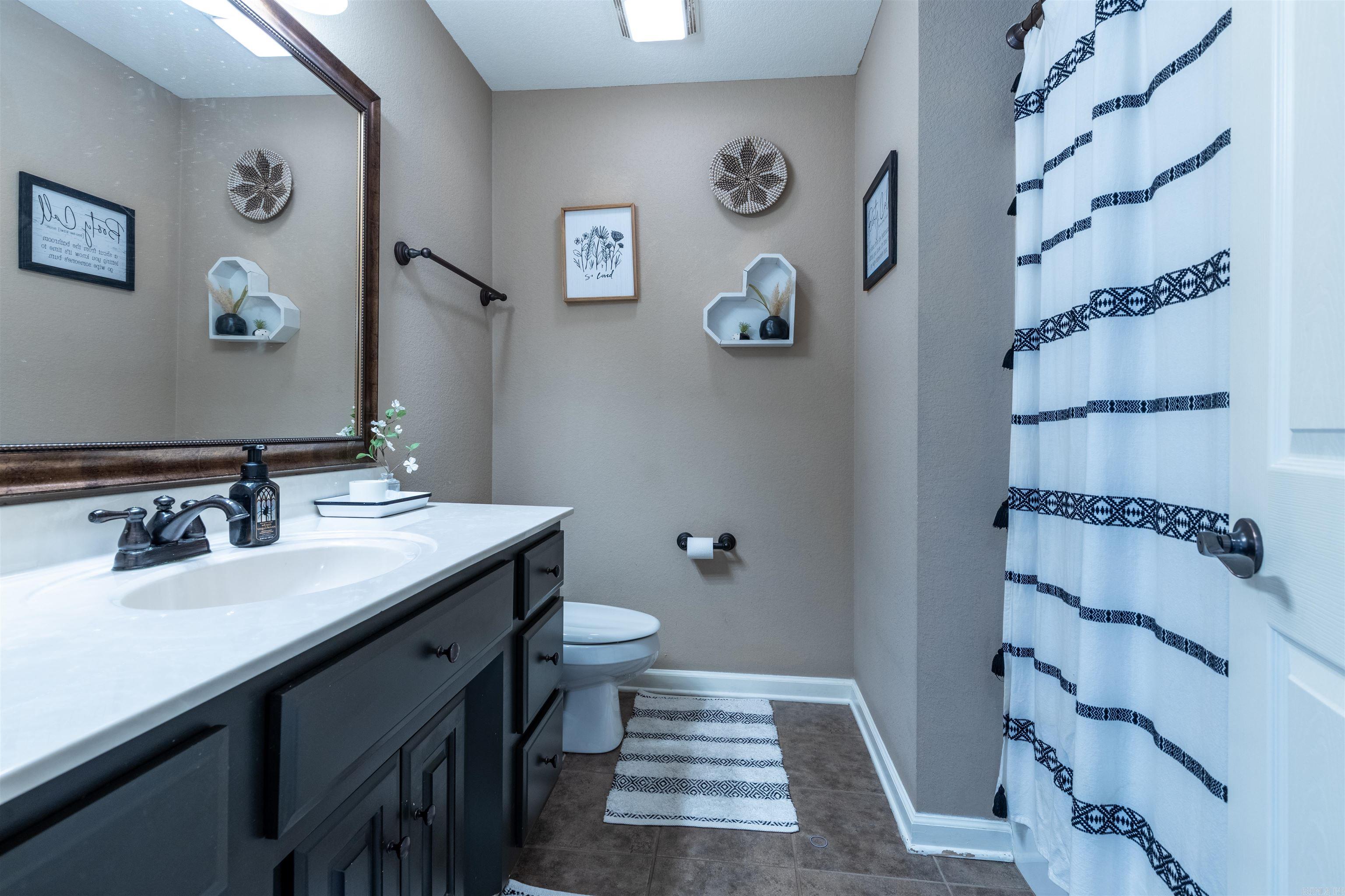 CROSS CREEK - Residential