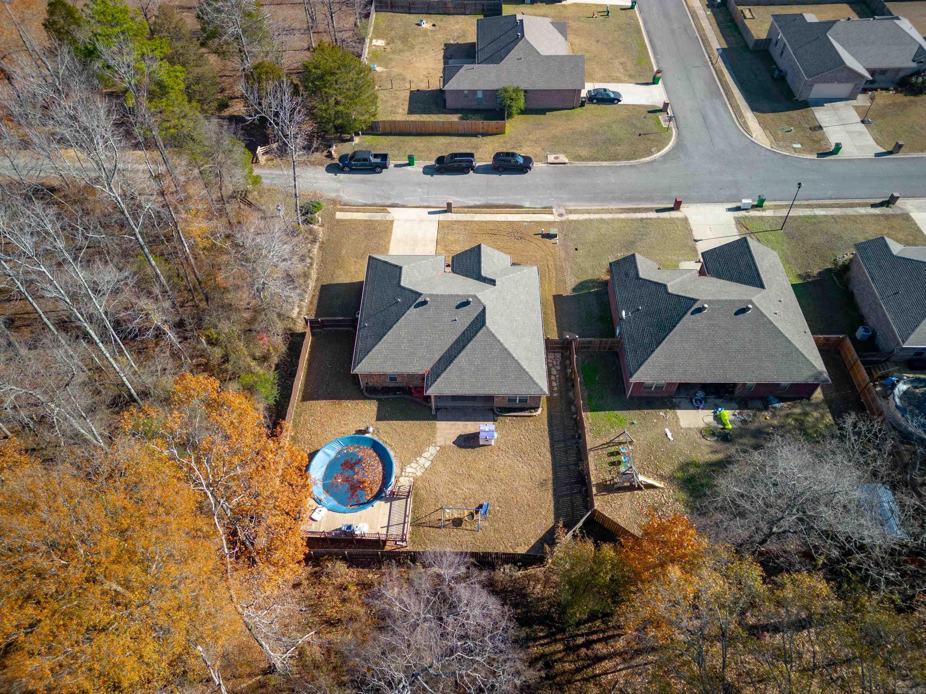 CROSS CREEK - Residential