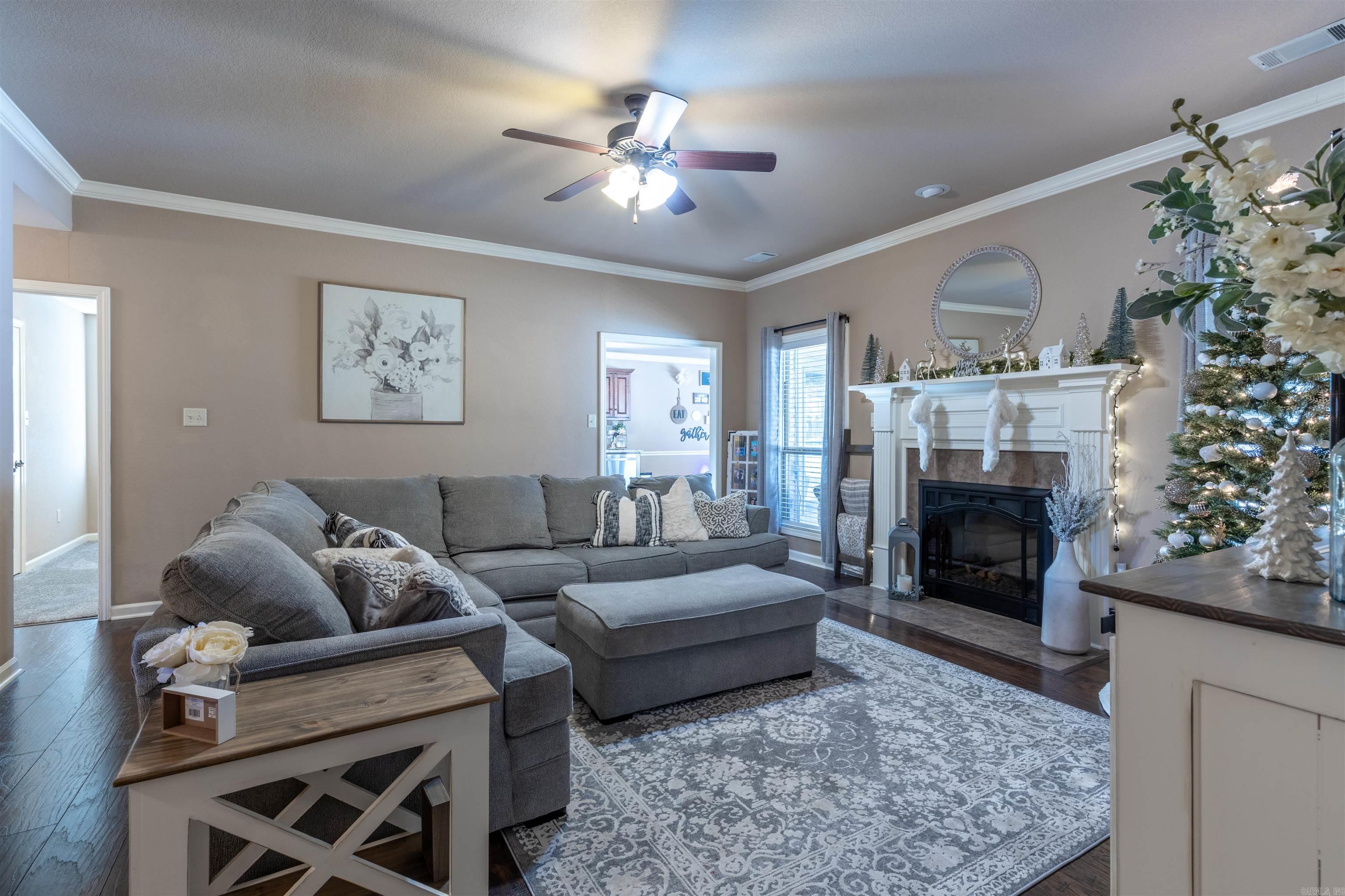 CROSS CREEK - Residential