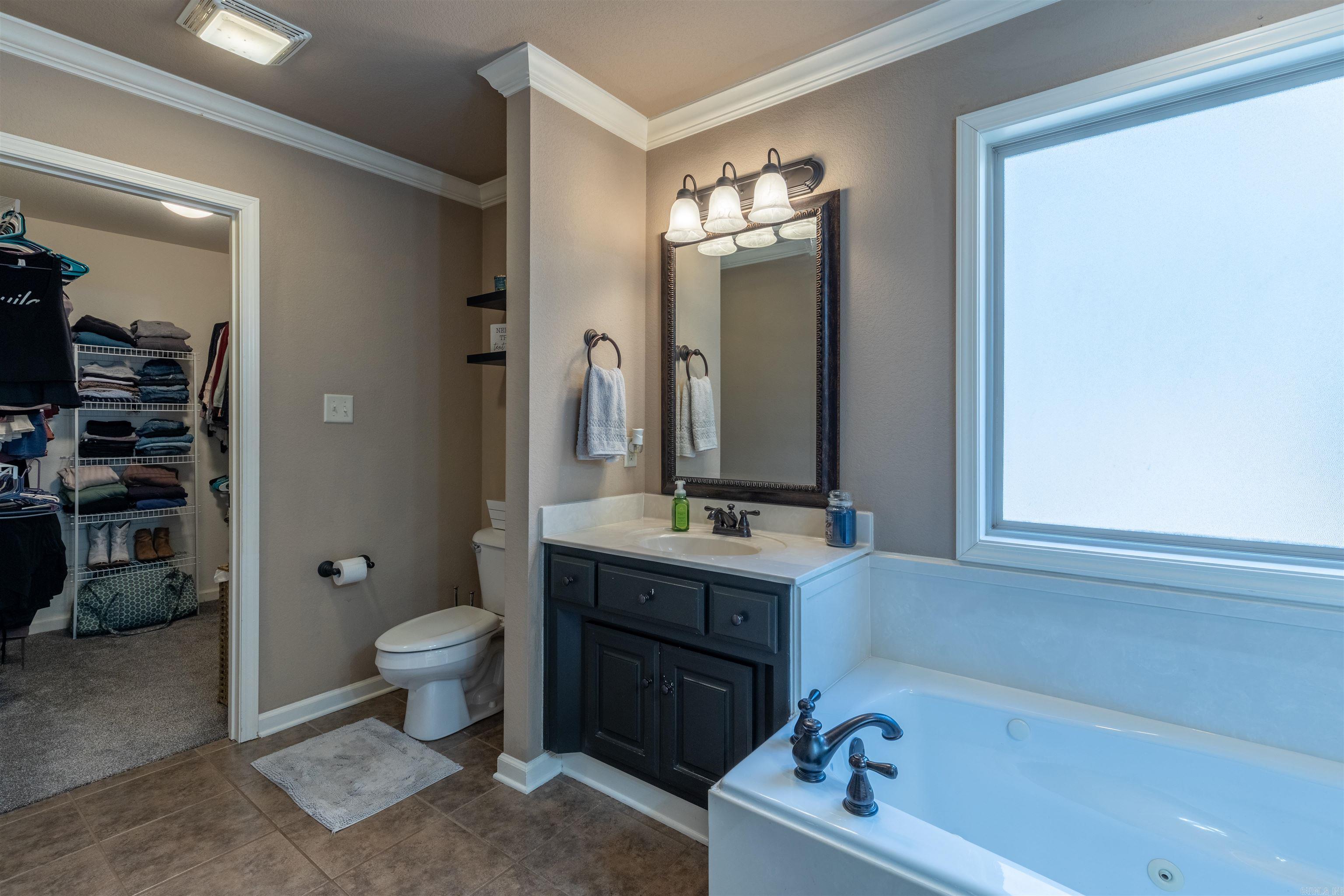 CROSS CREEK - Residential