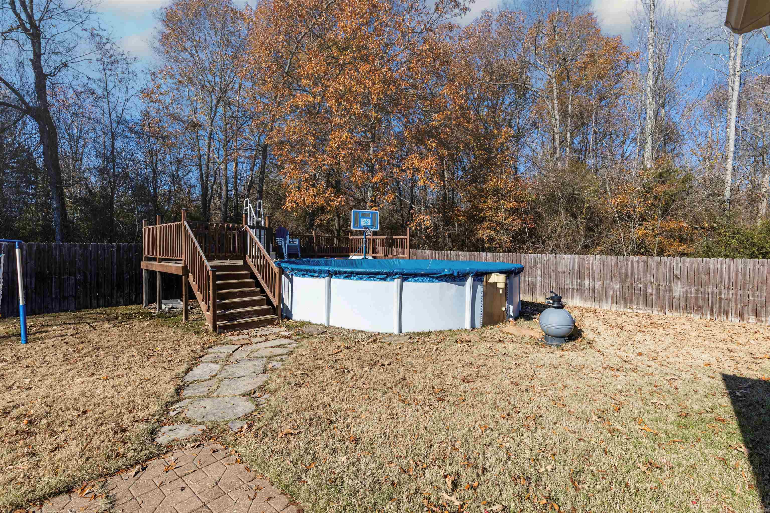 CROSS CREEK - Residential