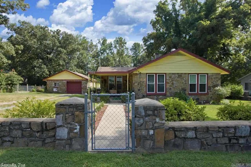 2/1.5 Tons of Charm! Wood Floors, Covered Front Patio, Living, Dining, Laundry, HUGE Shop PLUS Garden Shed. *Washer/Dryer AS IS