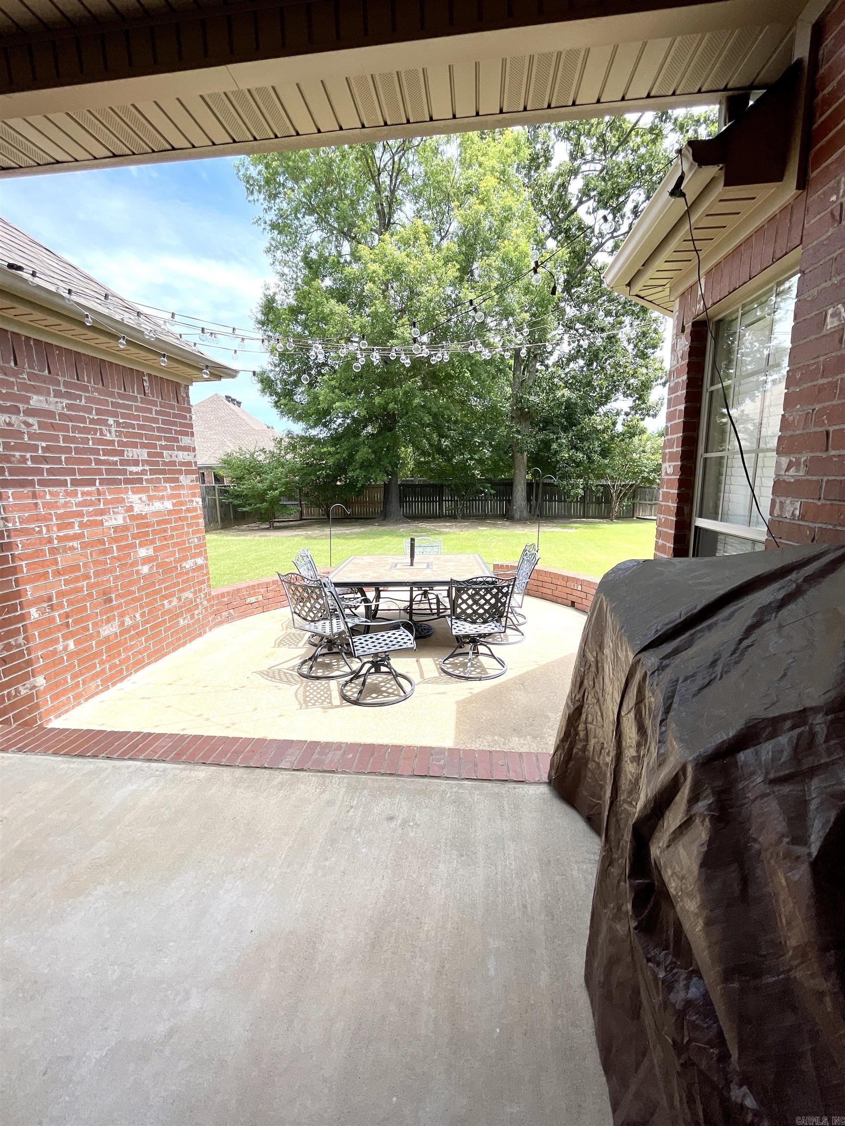 COUNTRY CLUB OF ARK THE - Residential