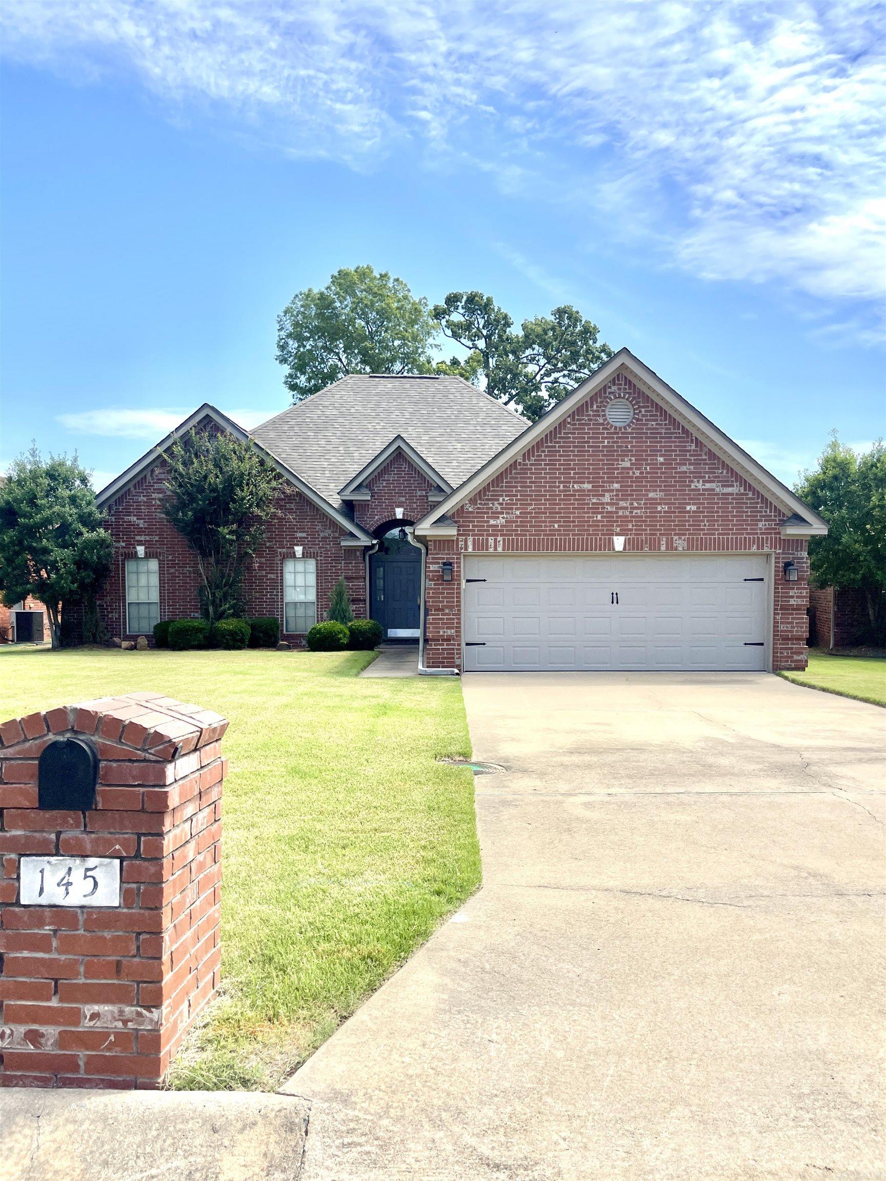 COUNTRY CLUB OF ARK THE - Residential