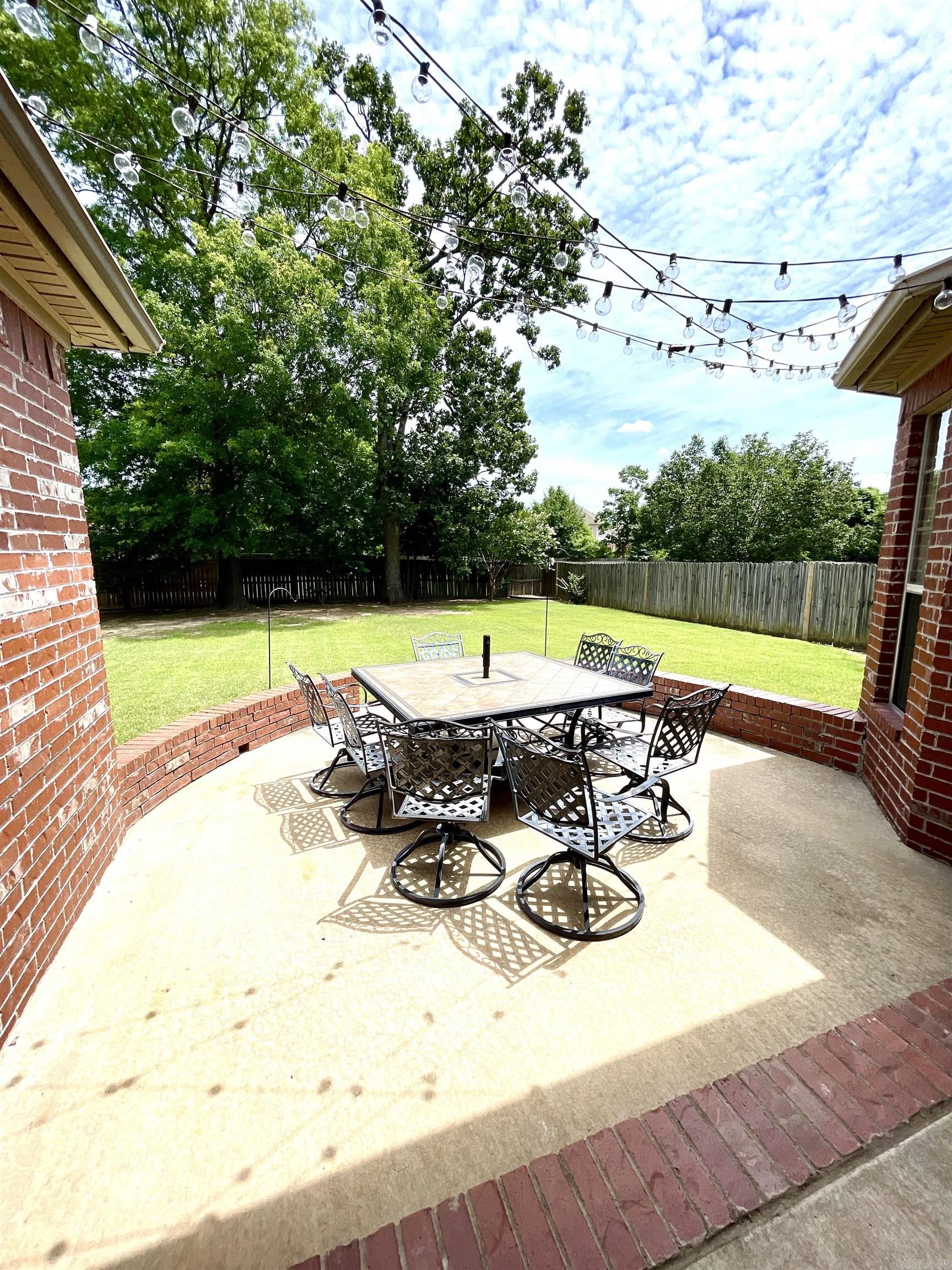 COUNTRY CLUB OF ARK THE - Residential