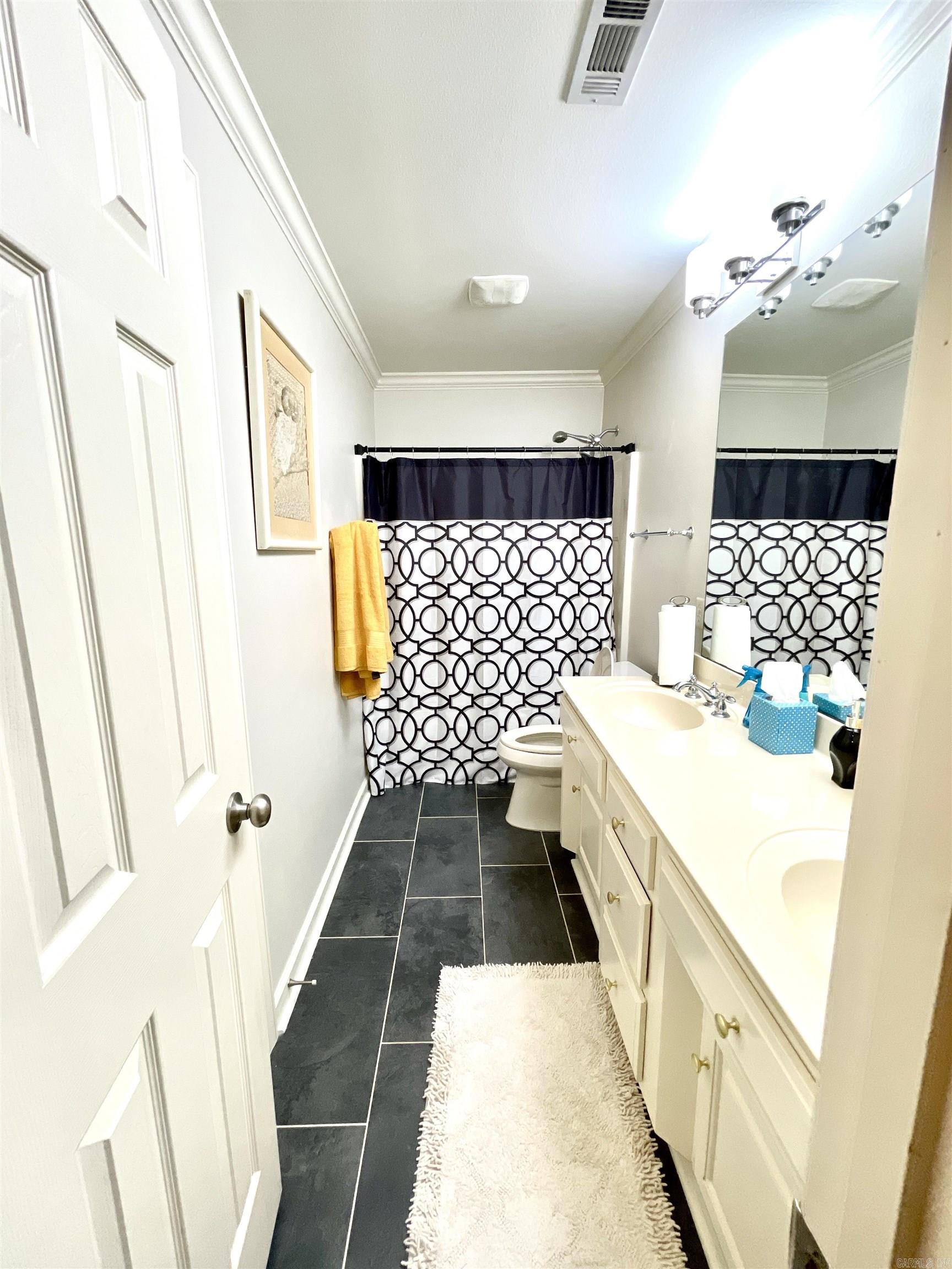 COUNTRY CLUB OF ARK THE - Residential