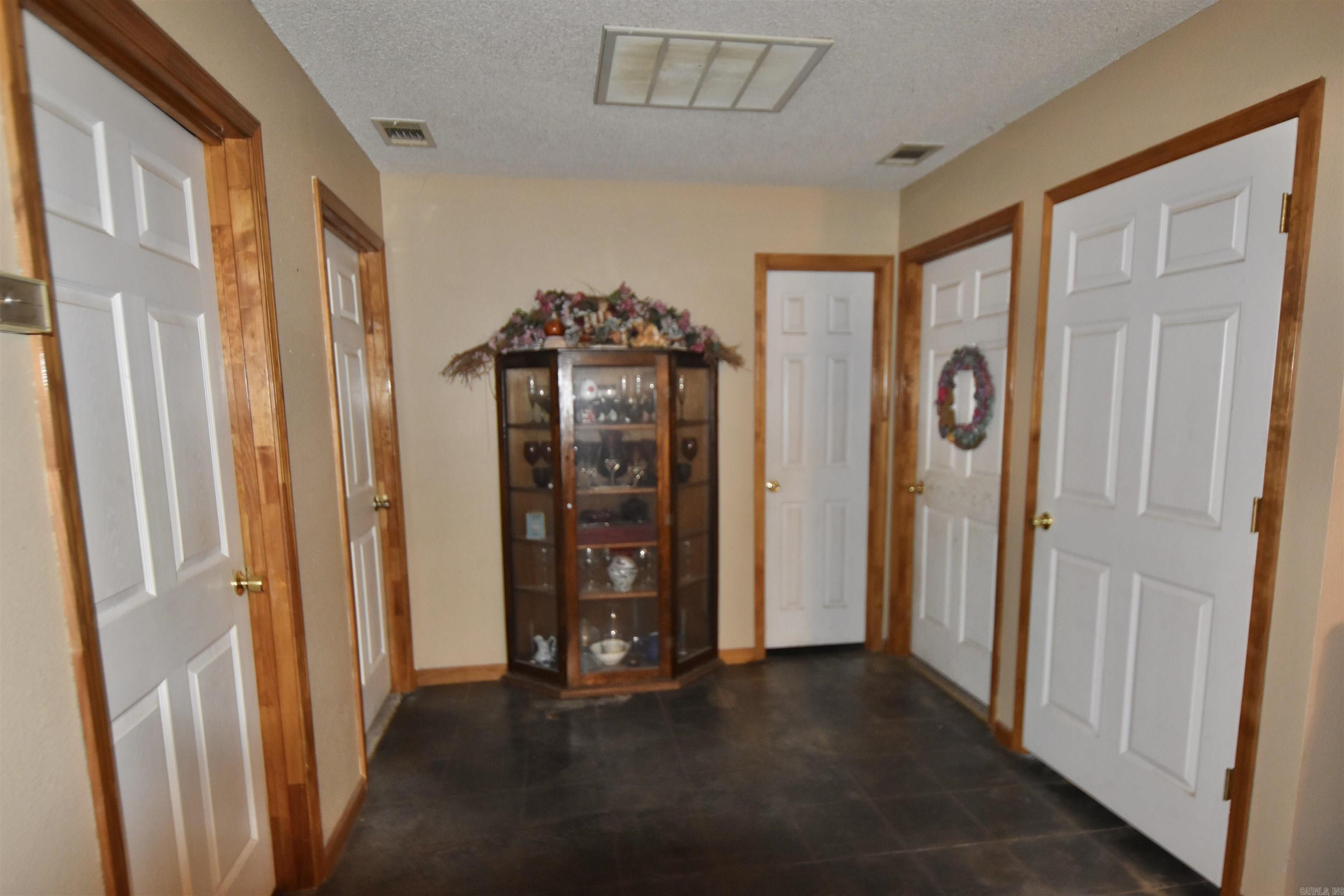 RIVERVIEW ESTATES - Residential