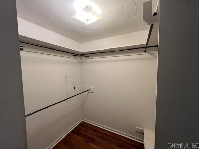 RIVER OAKS ESTATES - Residential