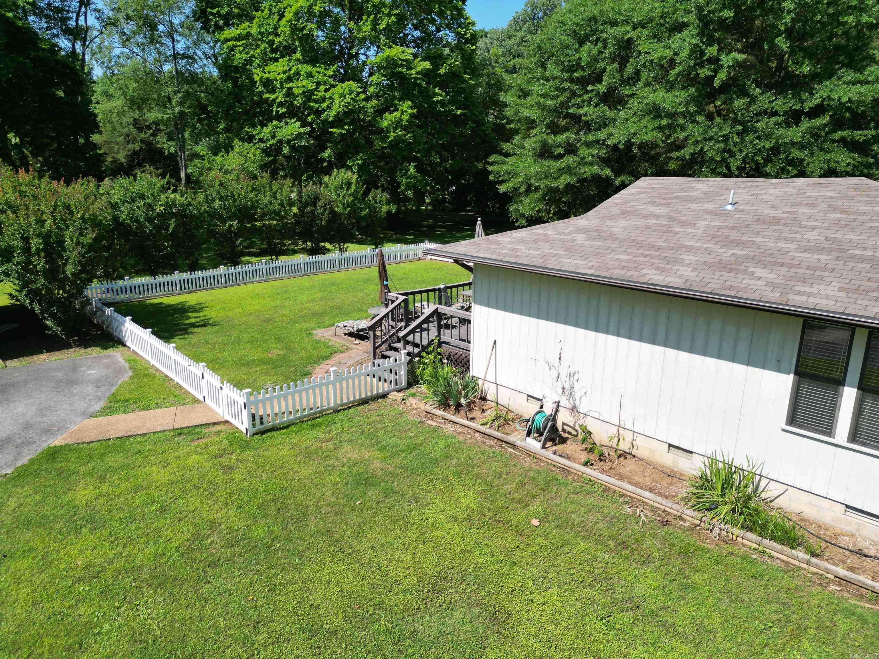 RIVER OAKS ESTATES - Residential