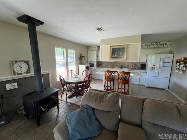 RIVER OAKS ESTATES - Residential