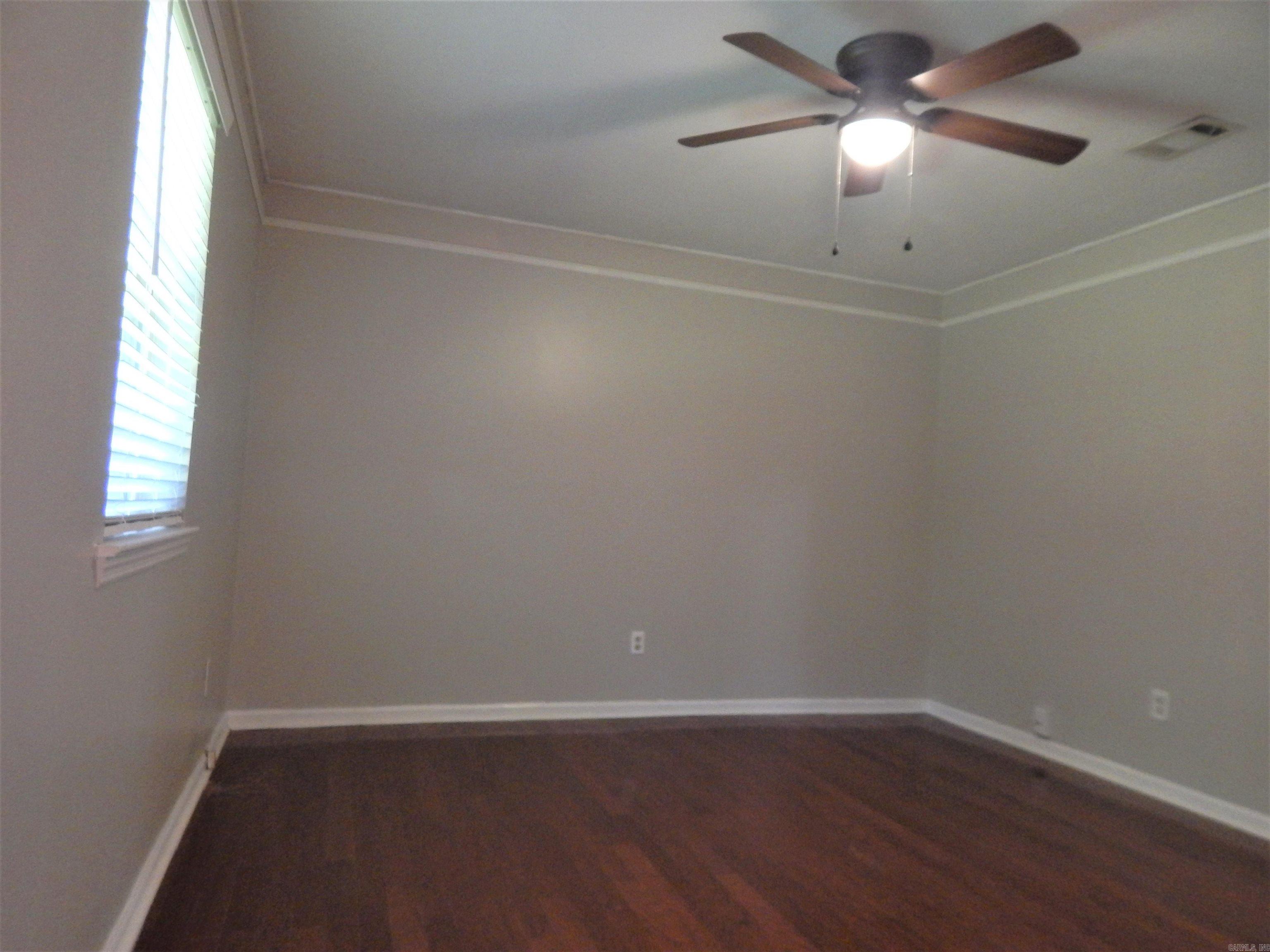 Springhill Manor West - Residential Lease