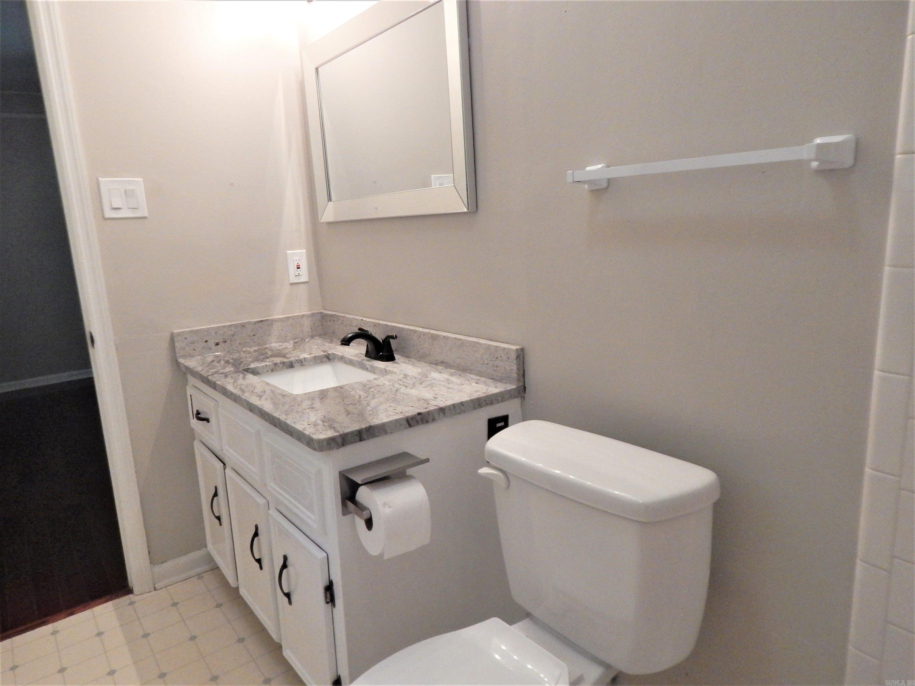 Springhill Manor West - Residential Lease