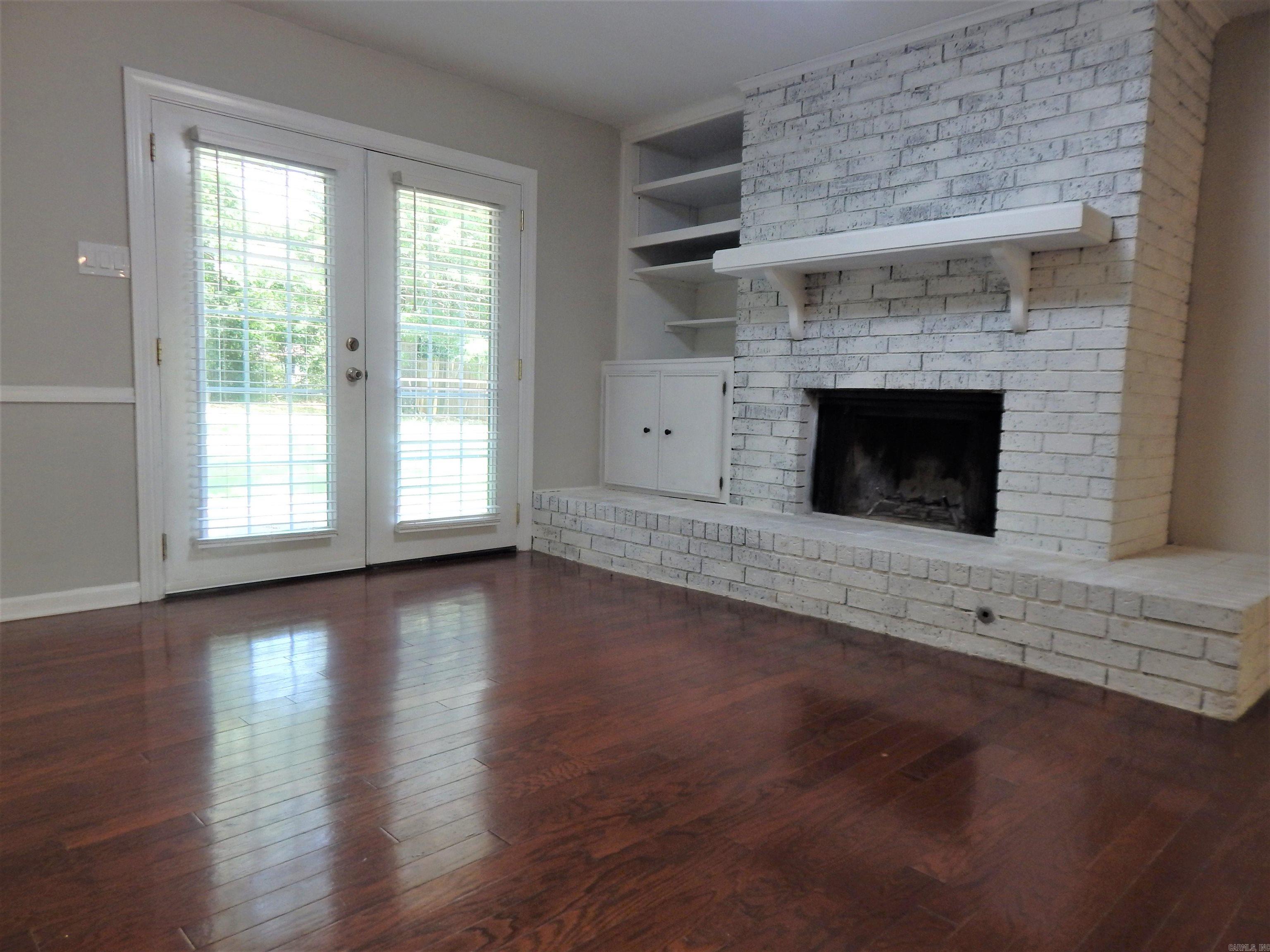 Springhill Manor West - Residential Lease