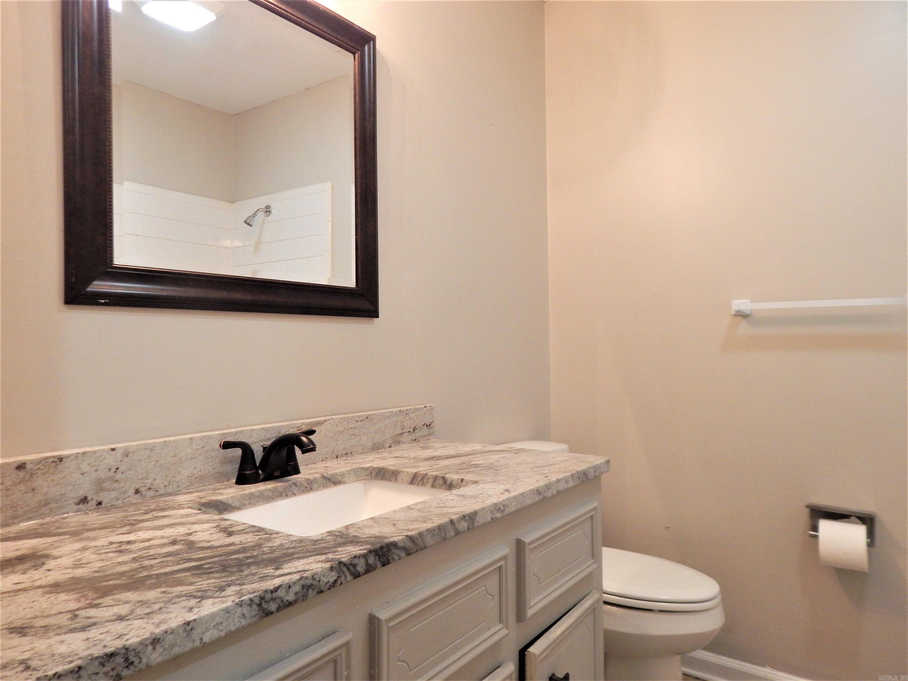 Springhill Manor West - Residential Lease