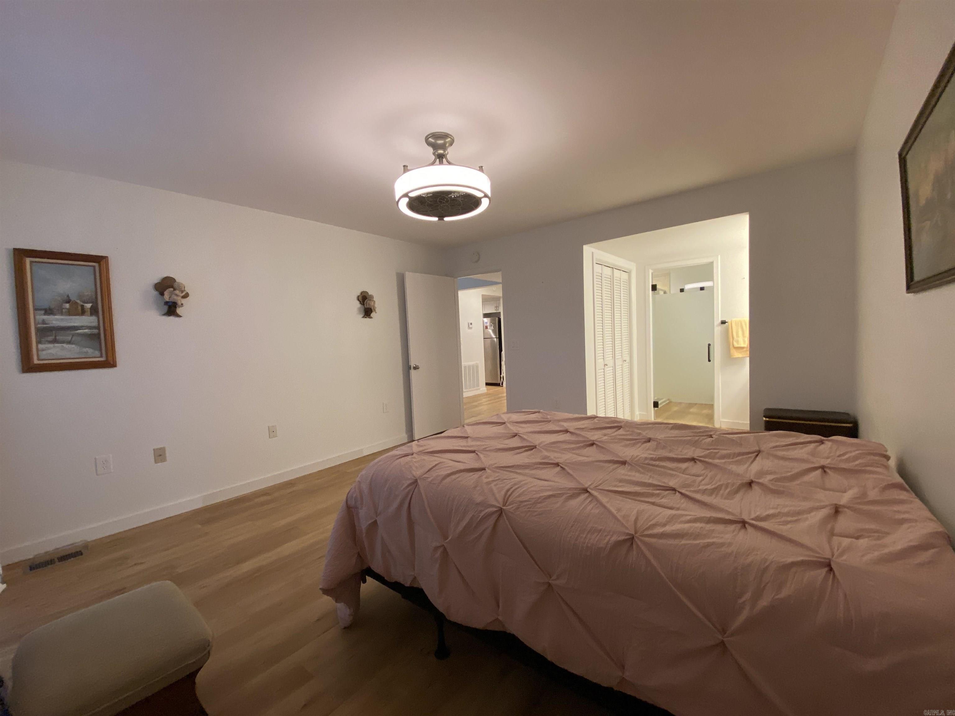 COUNTRY CLUB RIDGE - Residential
