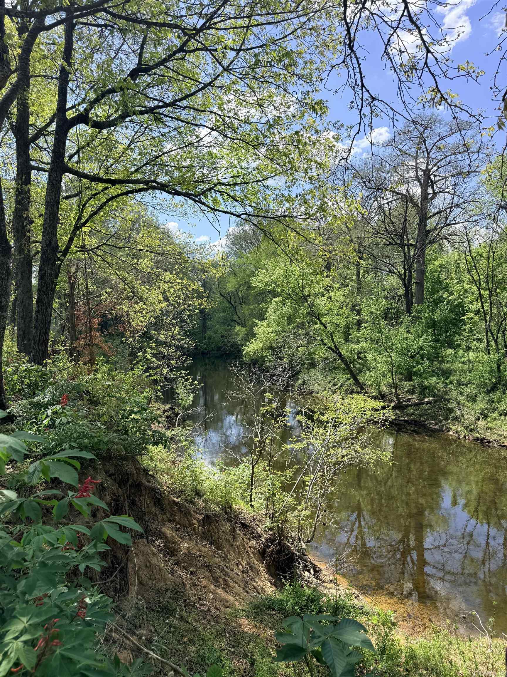 RIVER CREEK ESTATES - Land