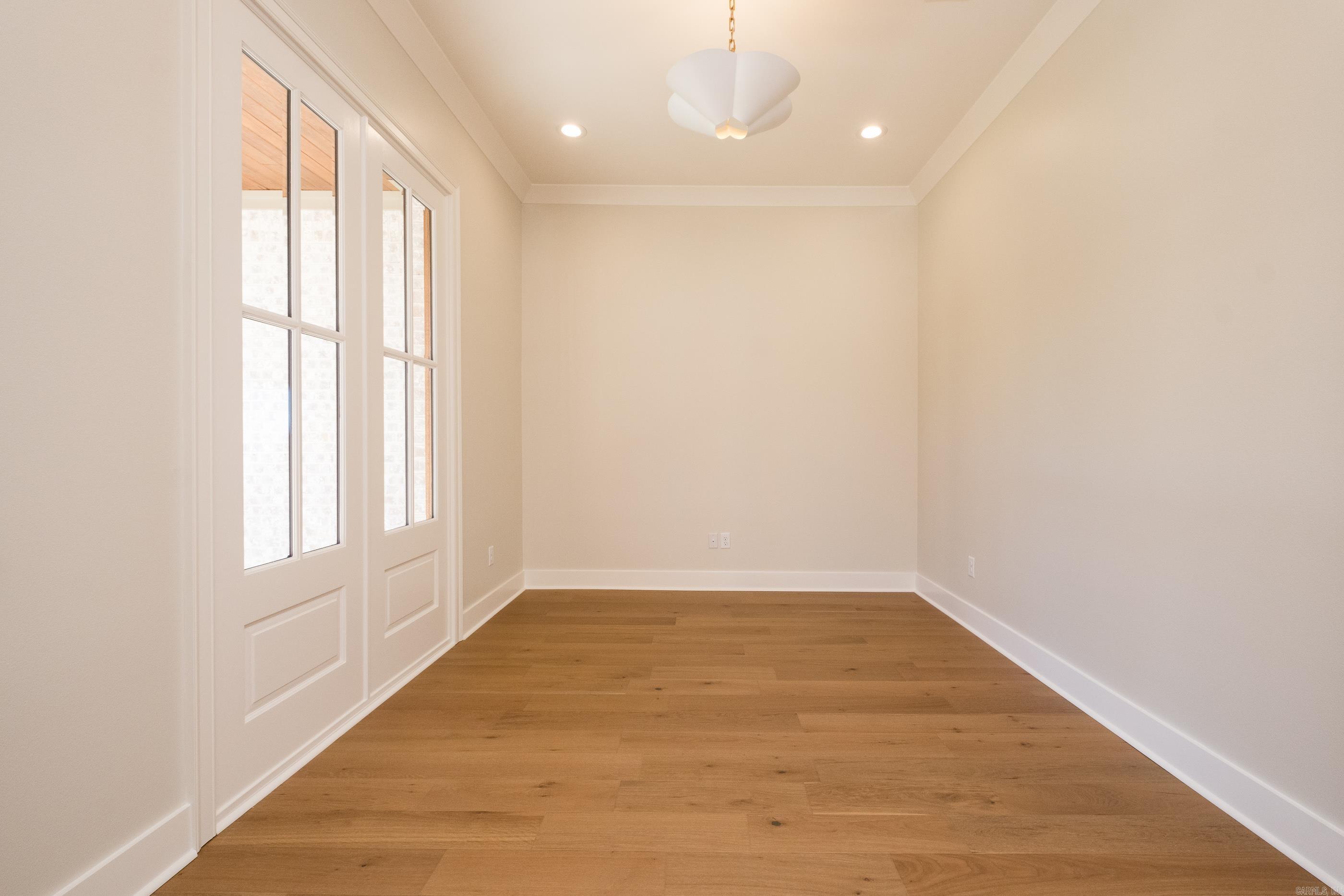 BEAR DEN ESTATES - Residential