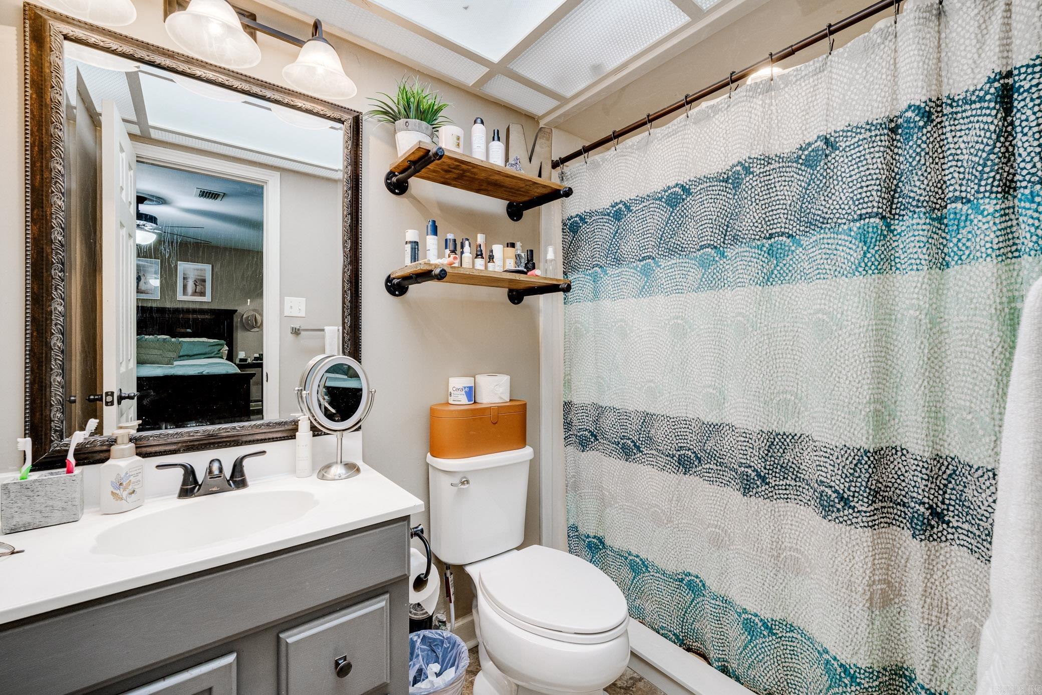 WEST GATE - Residential