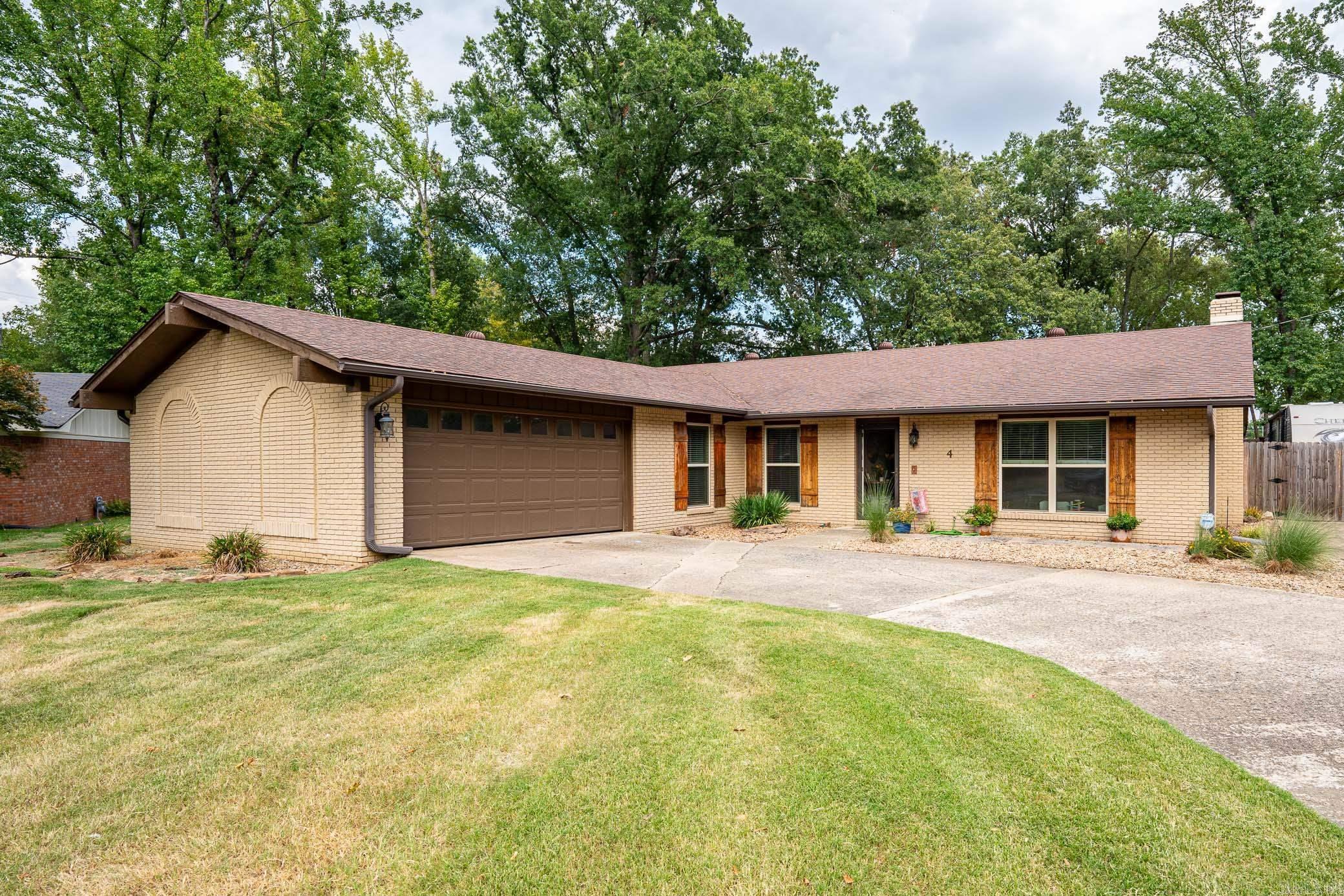 WEST GATE - Residential