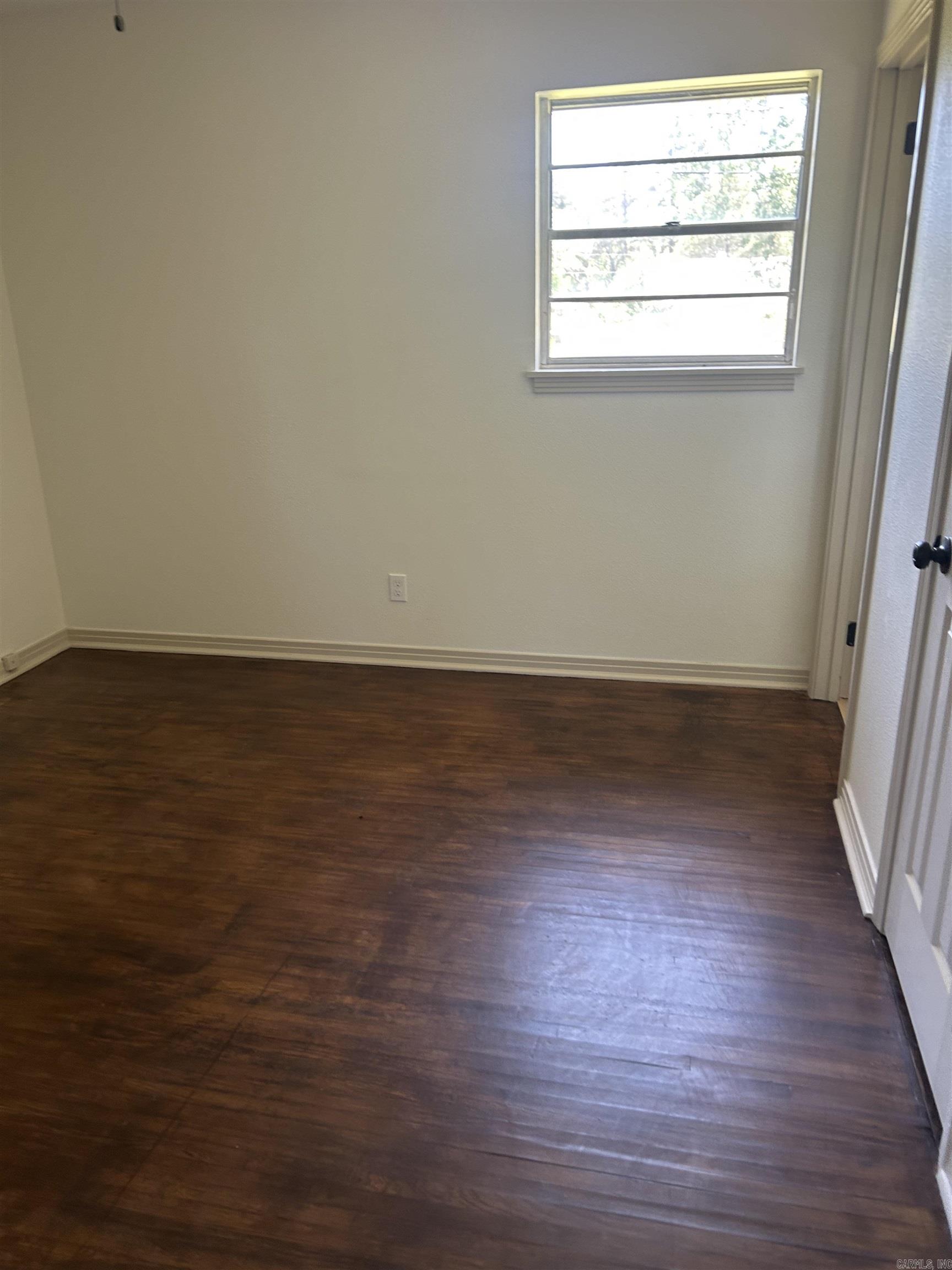 TWIN LAKES - Residential