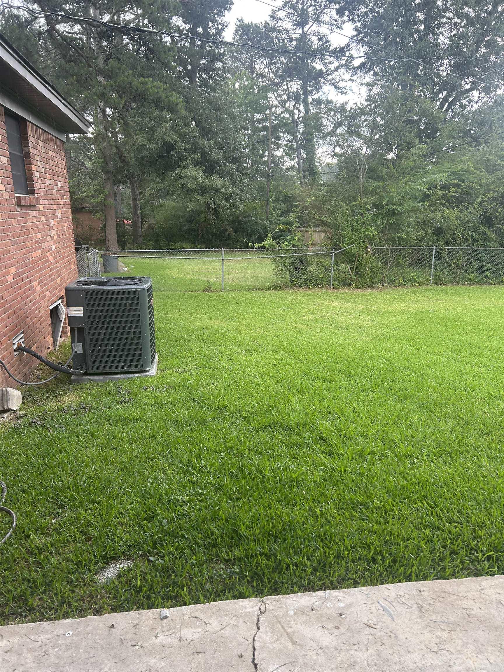 TWIN LAKES - Residential