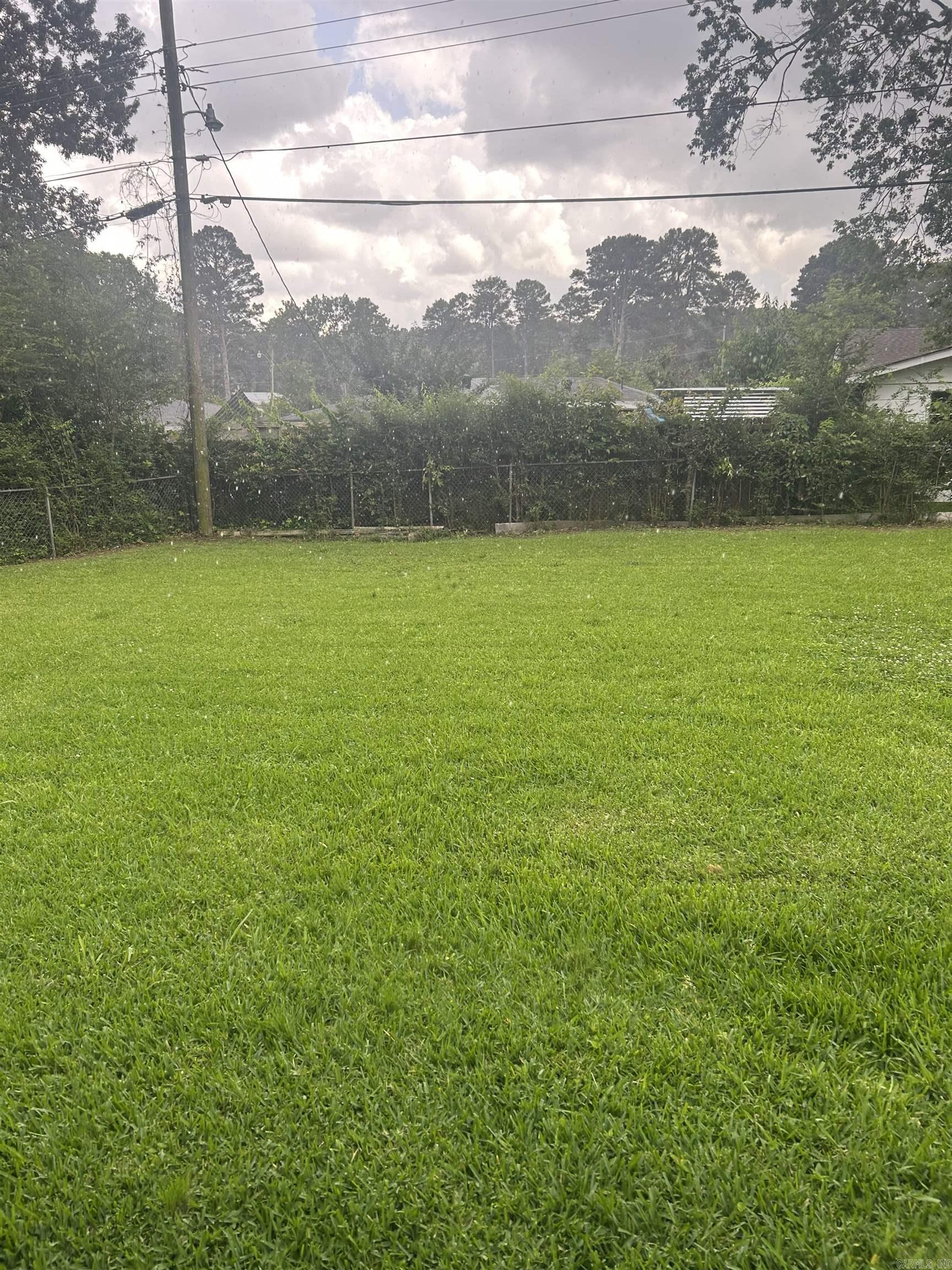TWIN LAKES - Residential